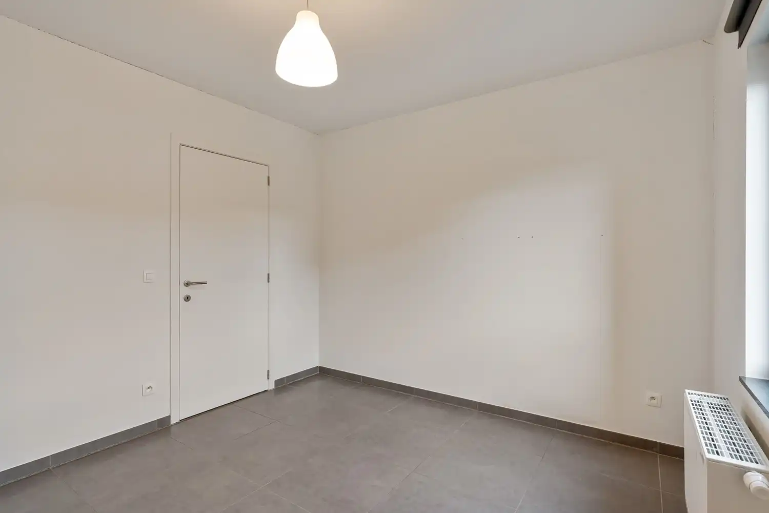 Modern en energiezuinig(A-label) dakappartement met 2 slaapkamers, 2 badkamers, een groot terras en een autostaanplaats nabij het UZ Gasthuisberg te Leuven! foto 19