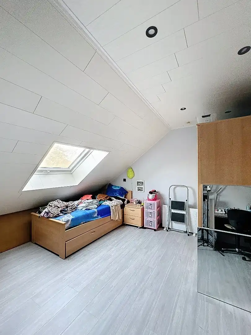 Gezellig wonen in Tienen: praktische rijwoning met terras en 3 slaapkamers foto 12