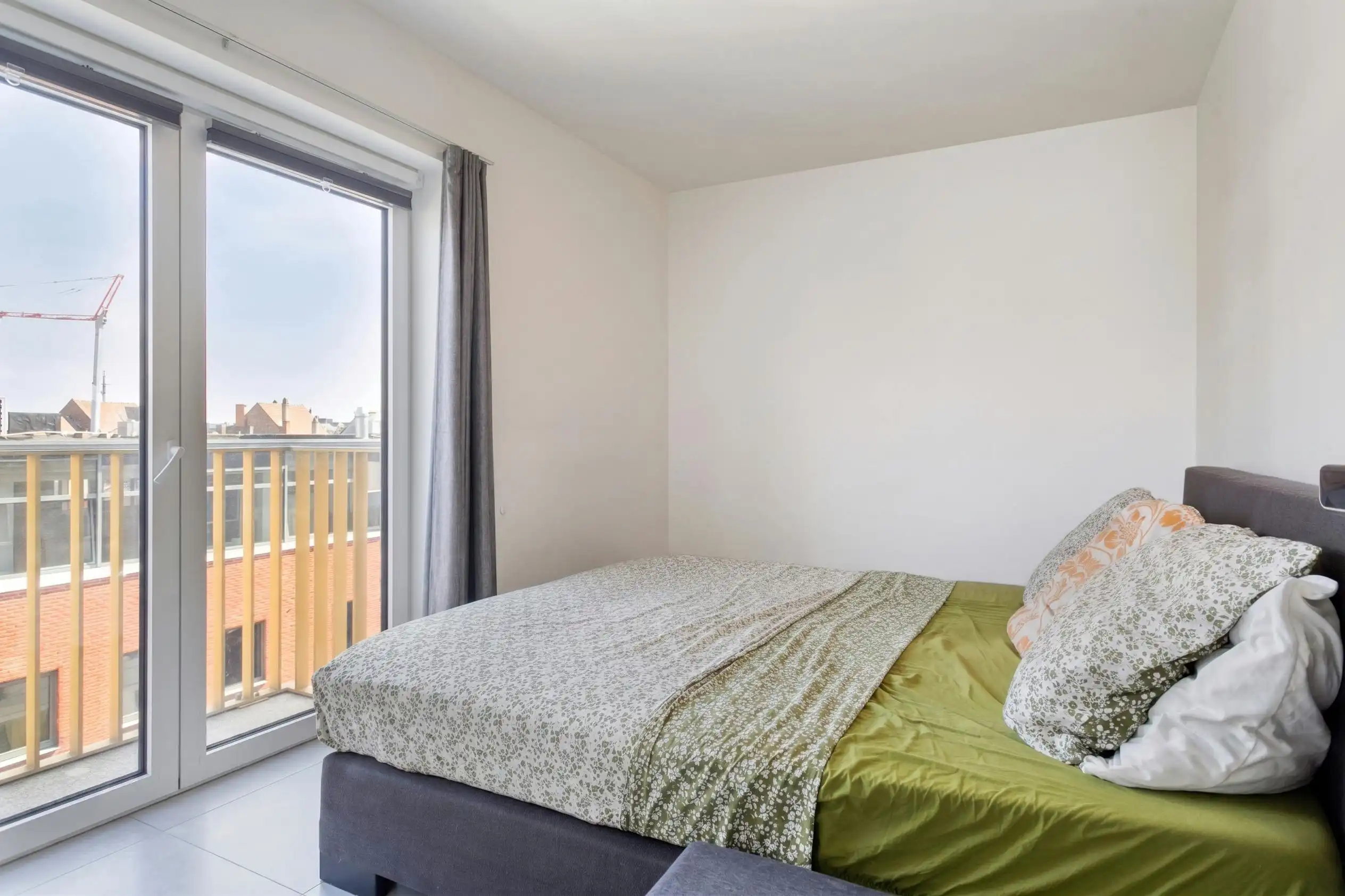 Recent 2-slaapkamer appartement met staanplaats te koop! foto 7