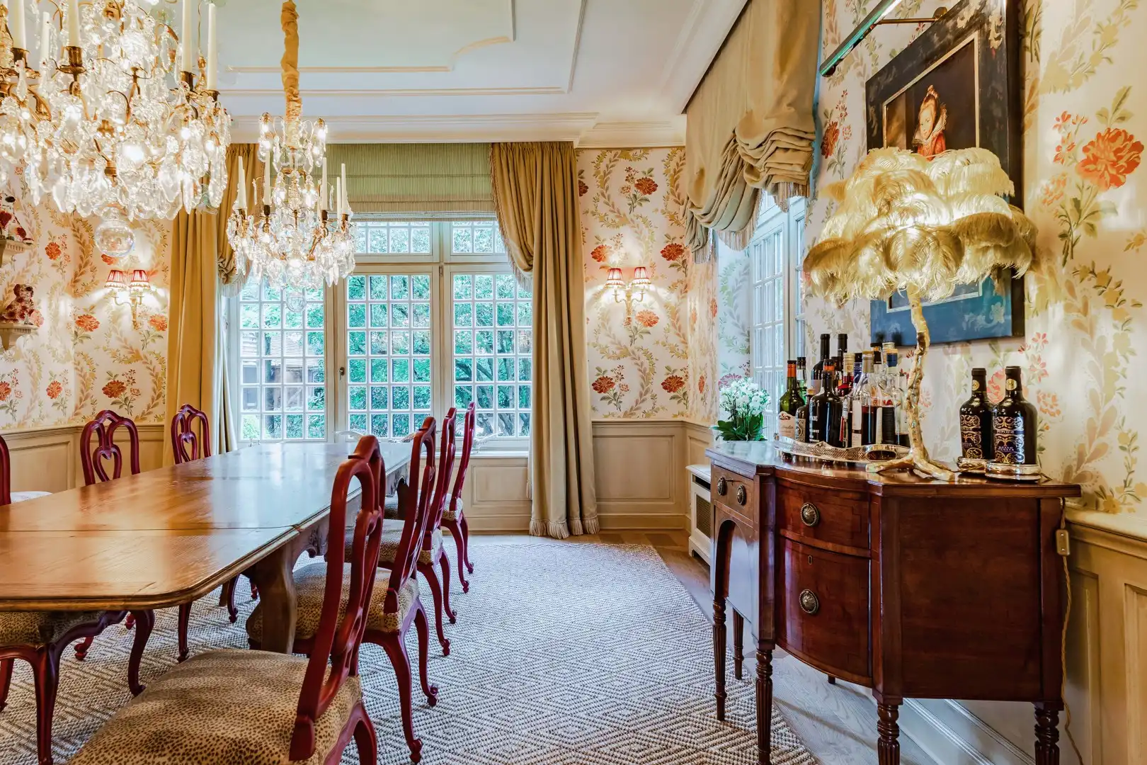 AN EXCEPTIONAL ENGLISH TUDOR RESIDENCE — SCHOTEN, ANTWERP foto 8