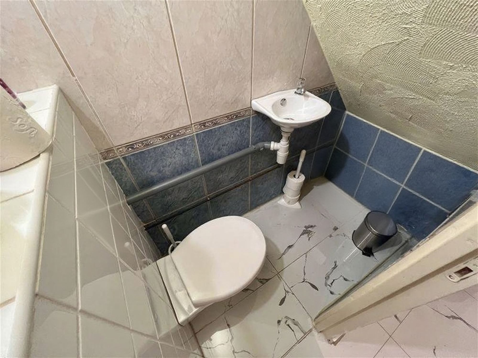 Enorme gezinswoning op 463 m² met 4 à 5 slpks en 2 badk. foto 6