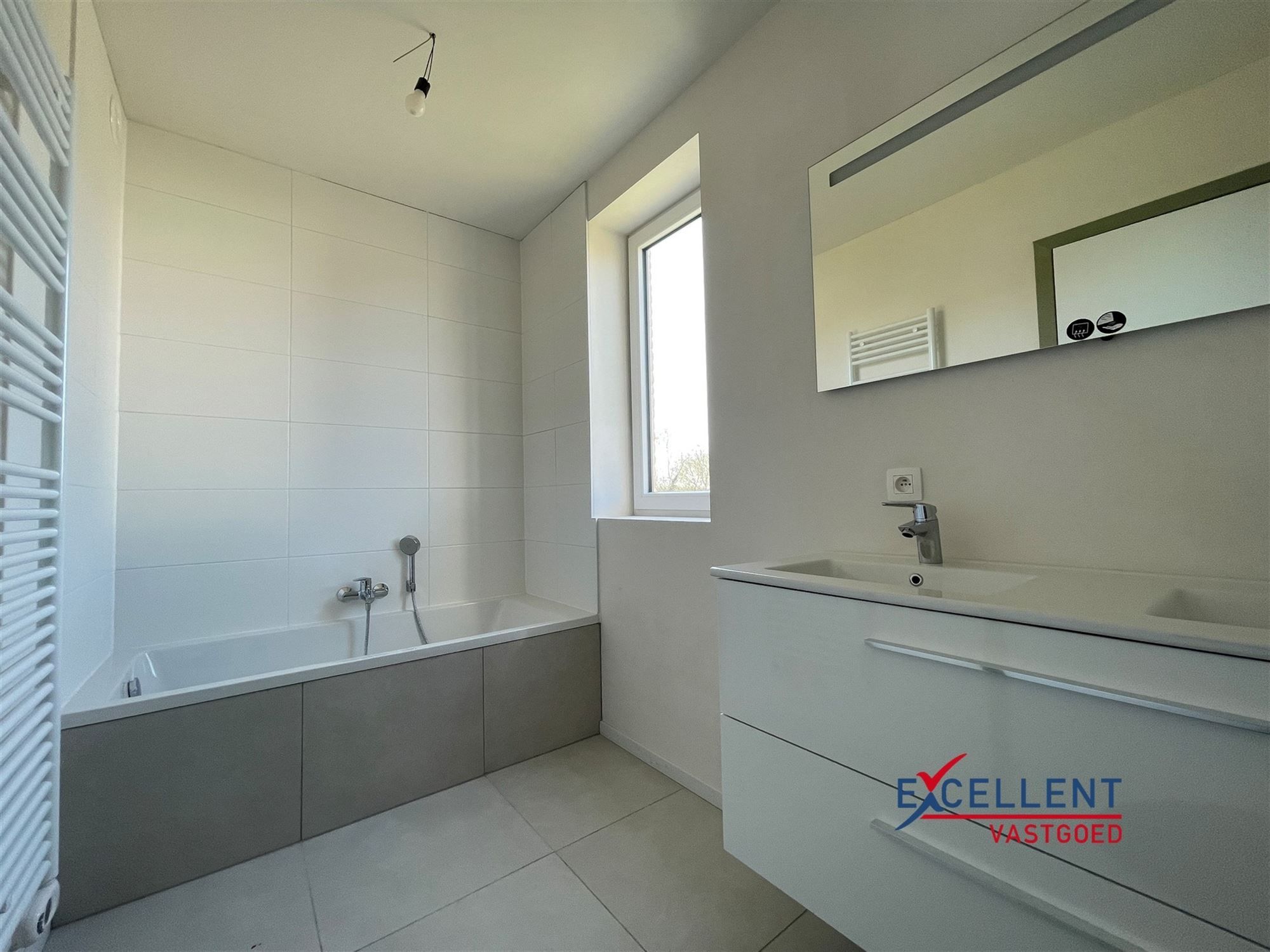 Nieuwbouwwoning met 3 slaapkamers te huur in Tielt foto 8