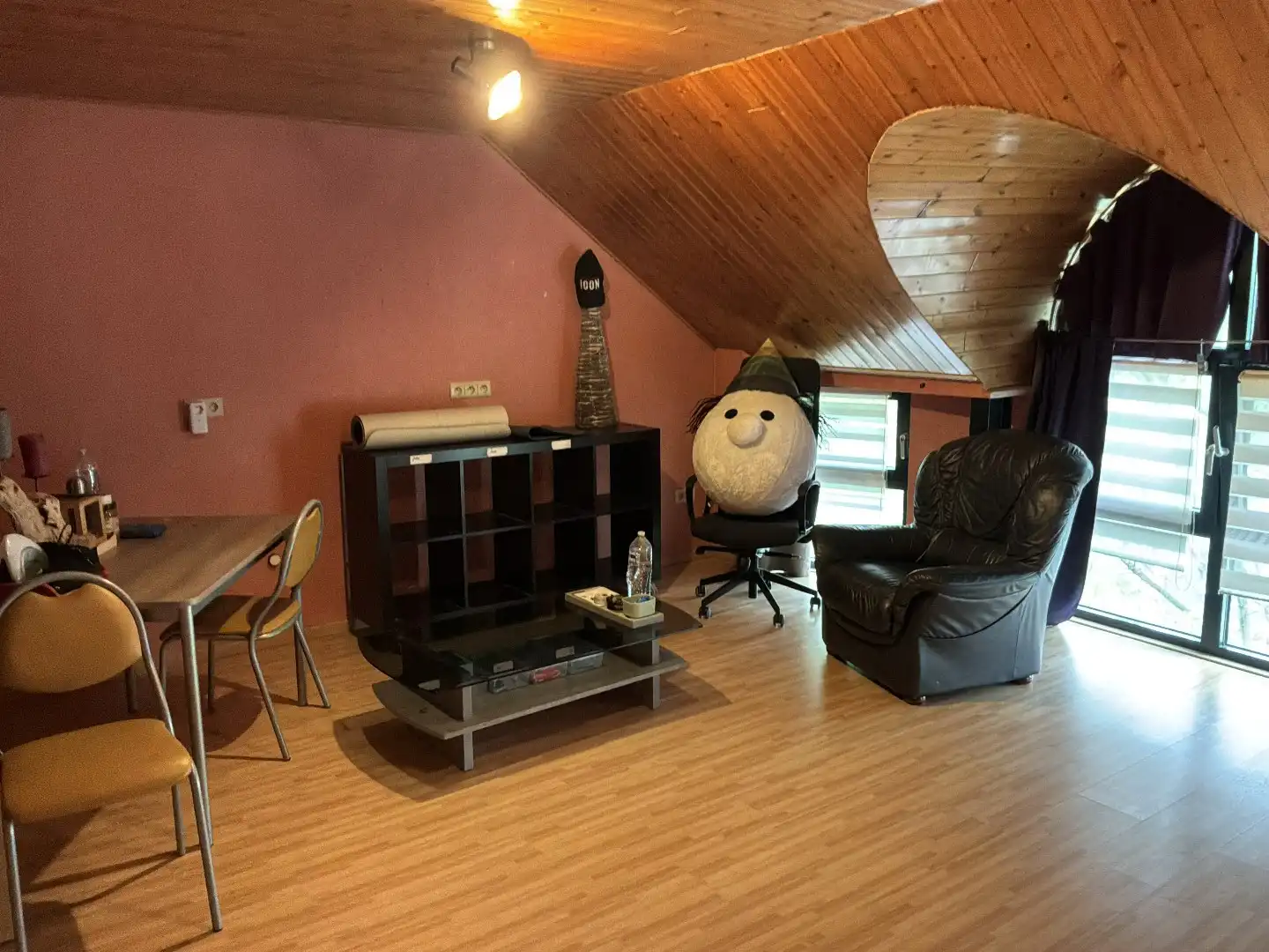 Instapklaar duplex appartement met terras en tuintje in het centrum – geen gemeenschappelijke kosten foto 10