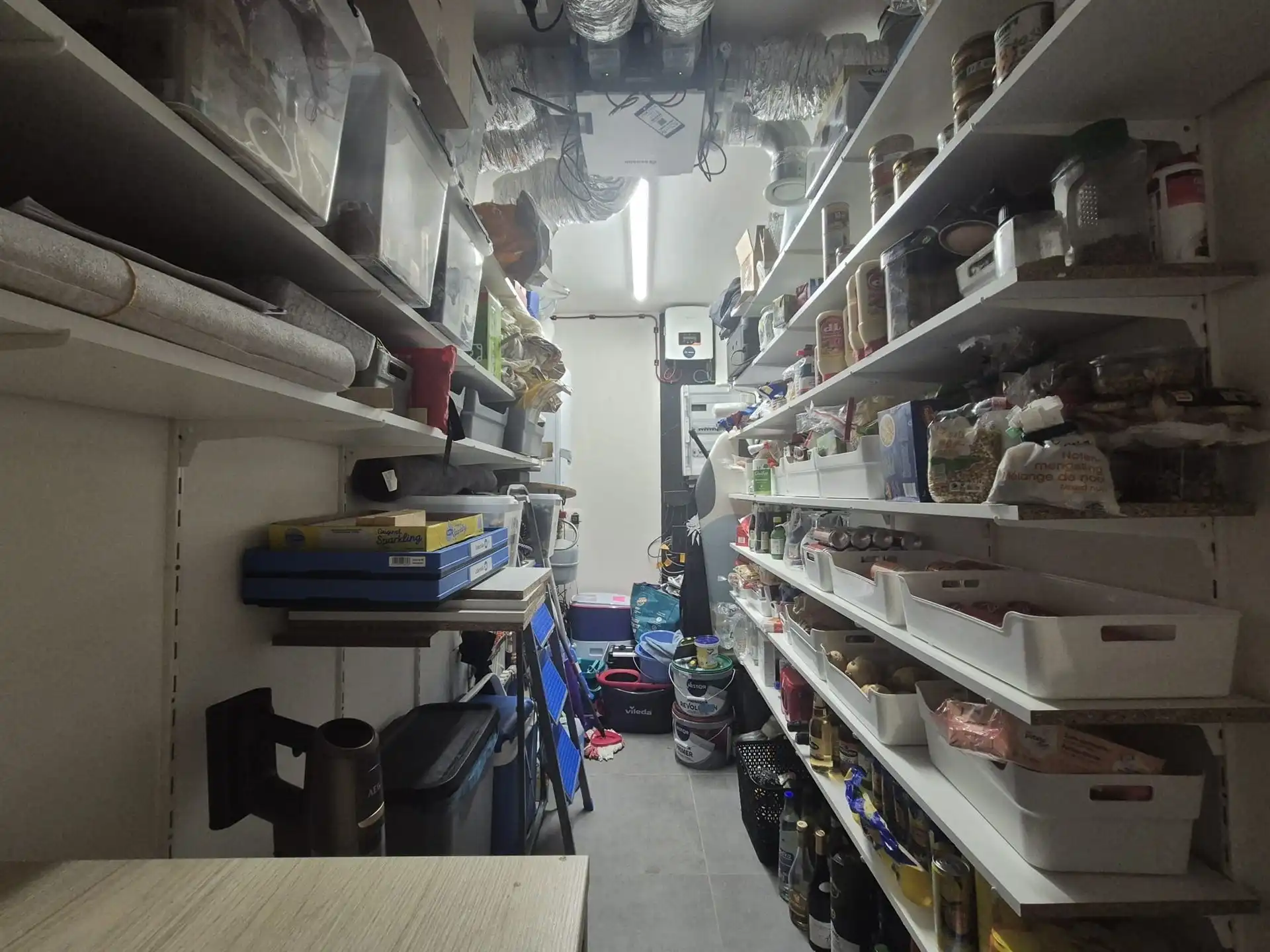 Energiezuinig gelijkvloers appartement met 2 slaapkamers en tuin. foto 25