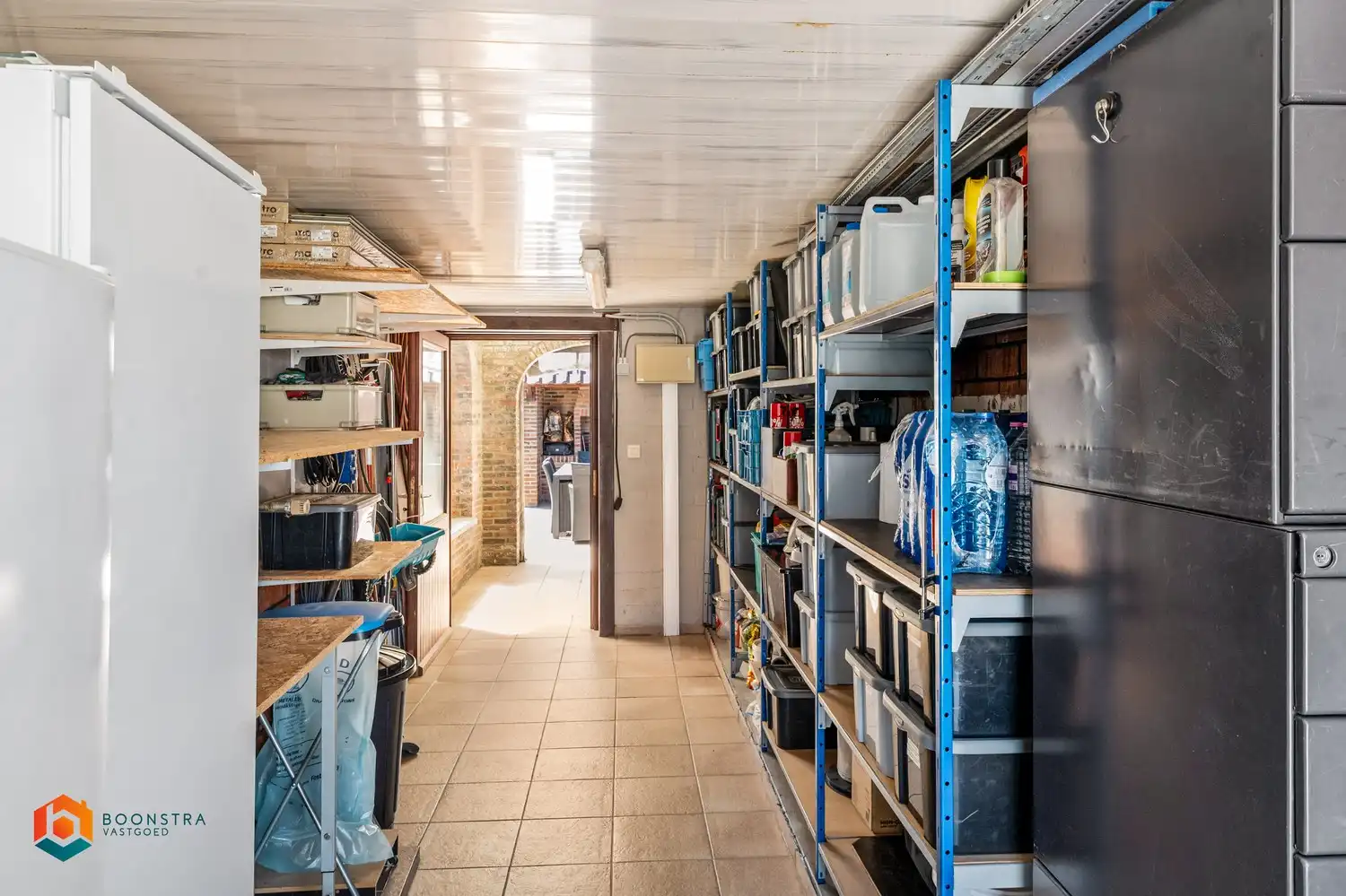Instapklare woning met 3 slpkrs met gezellig terras en tuin foto 11