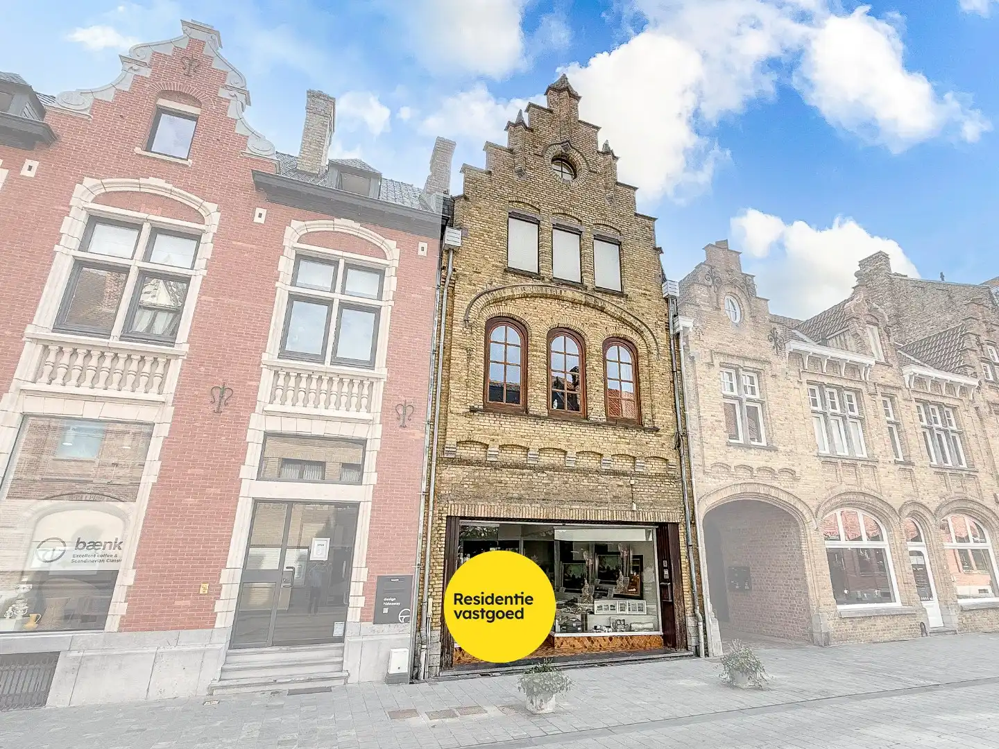 Prachtig herehuis met woonst en handelsruimte te Nieuwpoort-Stad op een zeer commerciële ligging in de Marktstraat op 400 m².  foto 21