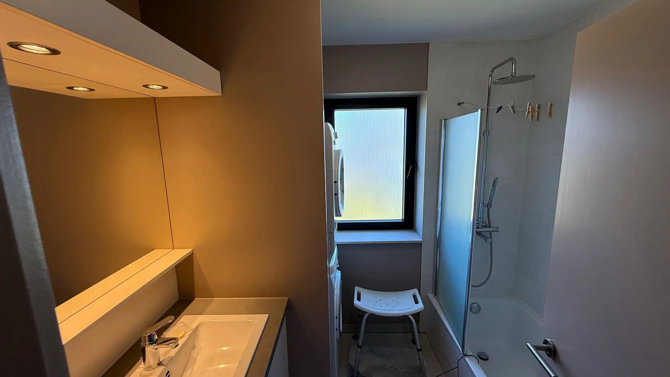 Modern appartement op uitstekende locatie foto 11