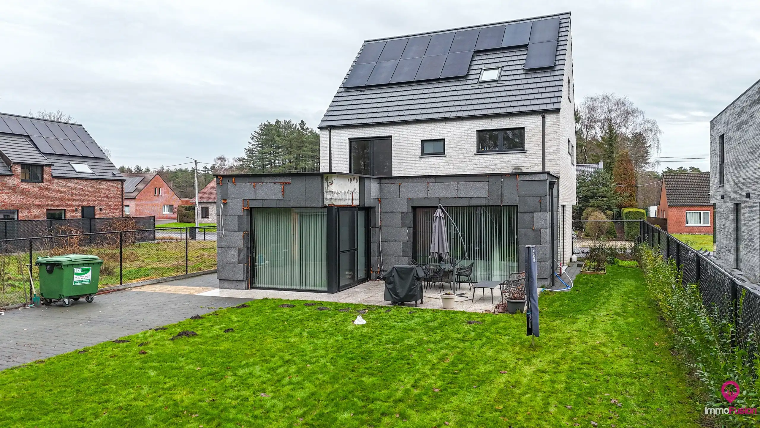 Luxe nieuwbouw van 270m² met 5 slpks en bureau in Koersel! foto 58