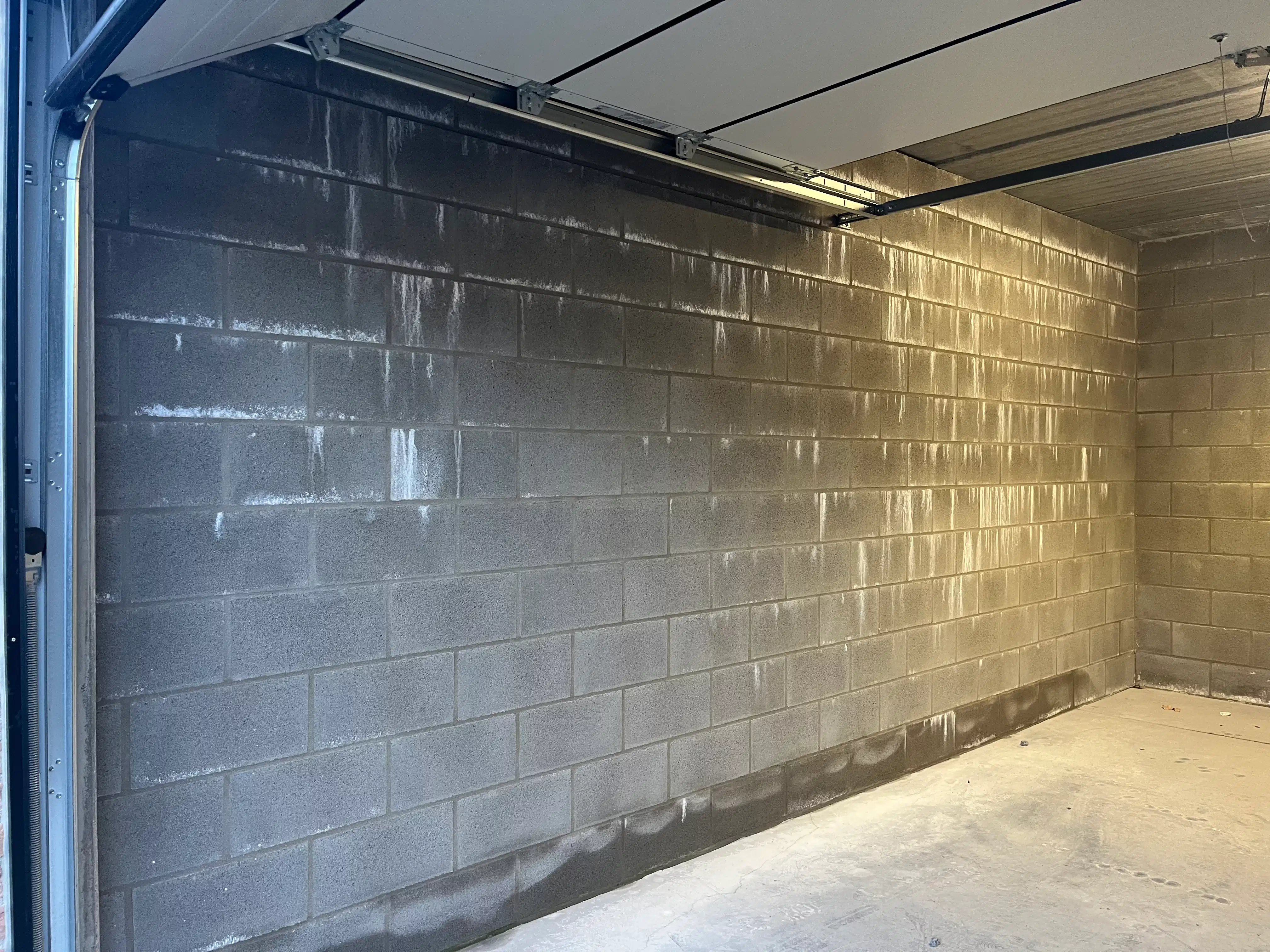 Recente enkele garagebox te huur in Houthulst foto 2
