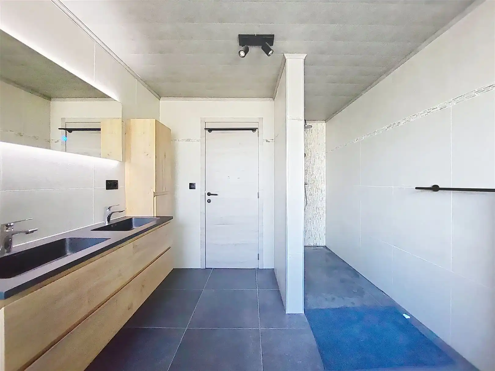 uitzonderlijke eigendom met garage en grote tuin (2287 m²) foto 19