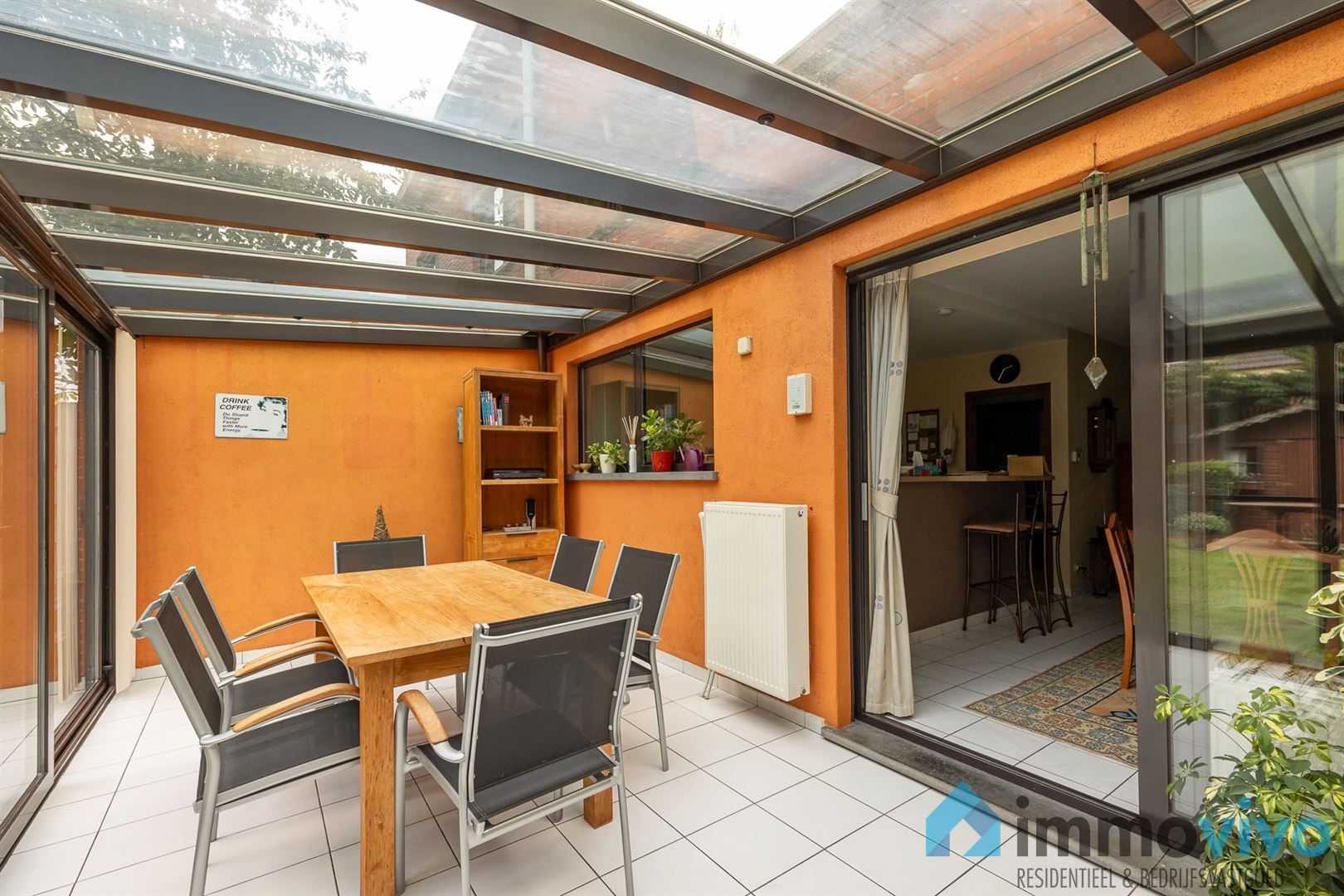 Instapklare woning met vijf slaapkamers en garage foto 4