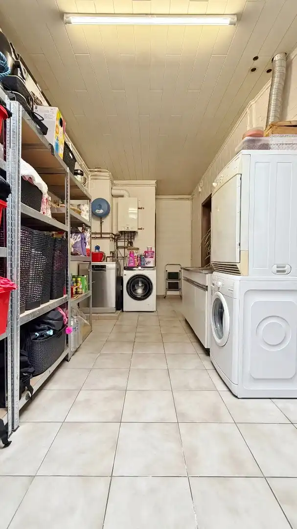 Charmante gezinswoning met grote tuin in het hart van Elverdinge foto 9