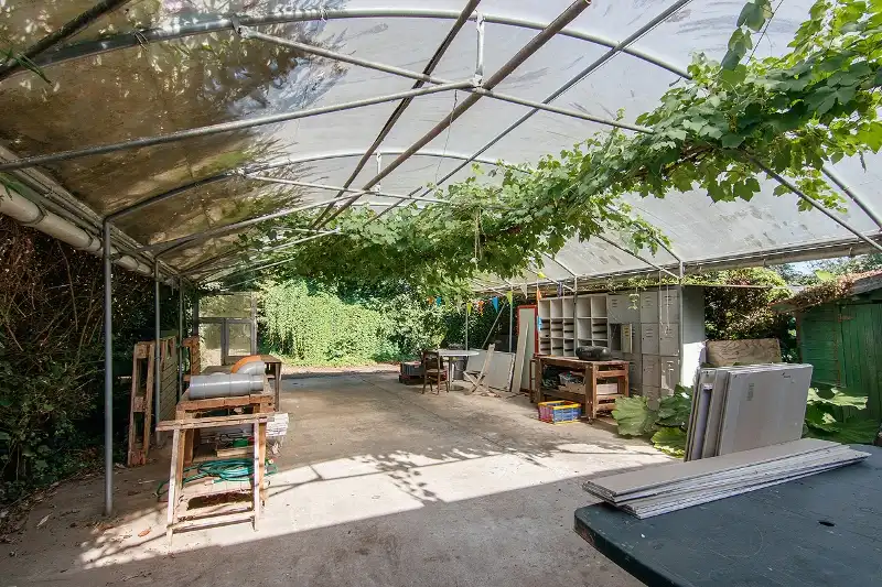 Kom tot rust in deze uitzonderlijk rustig gelegen 'te renoveren' langgevelhoeve op meer dan 2,5 hectaren foto 38