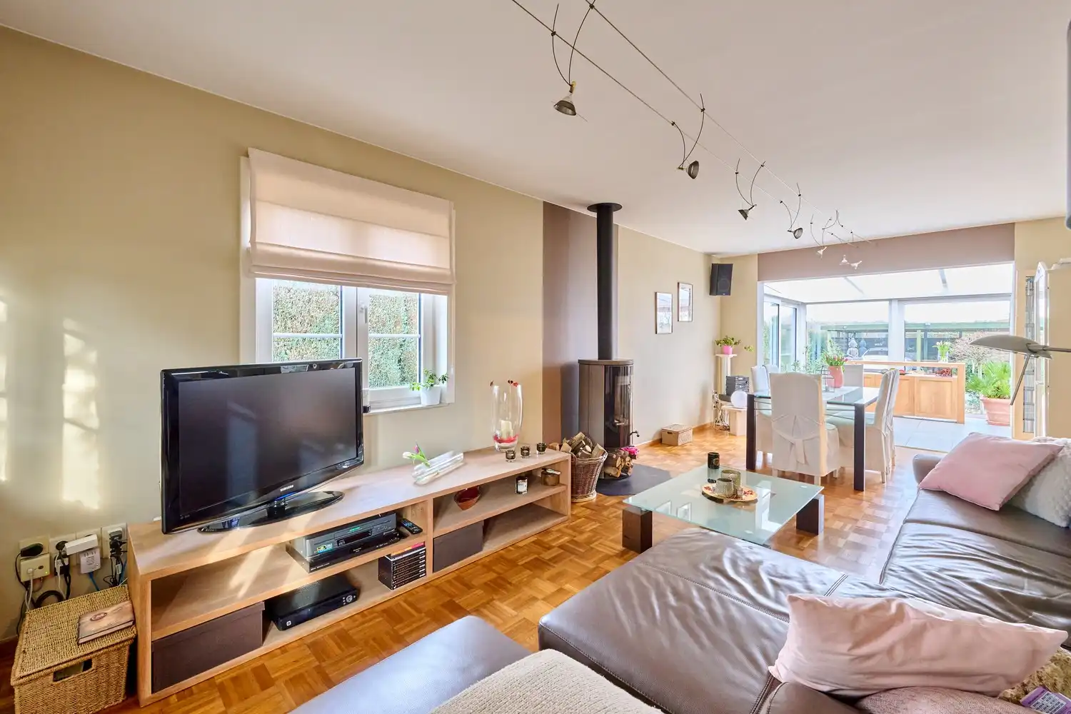 Praktisch ingedeeld keurig onderhouden landhuis - landelijk gelegen foto 7