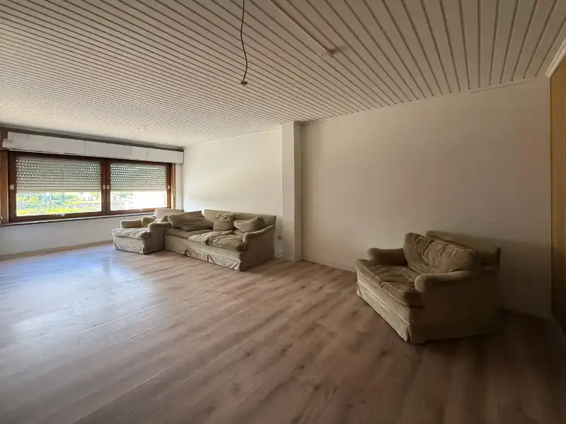 Bedrijfsgebouw met magazijn te koop foto 12