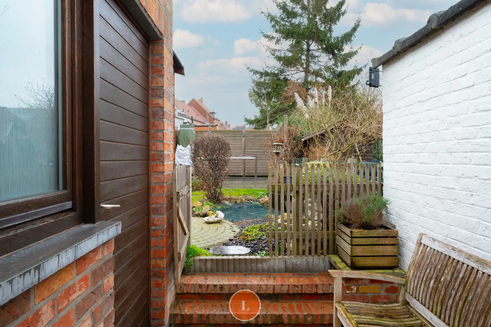 Instapklare gezinswoning met 4 slaapkamers en tuin. foto 16