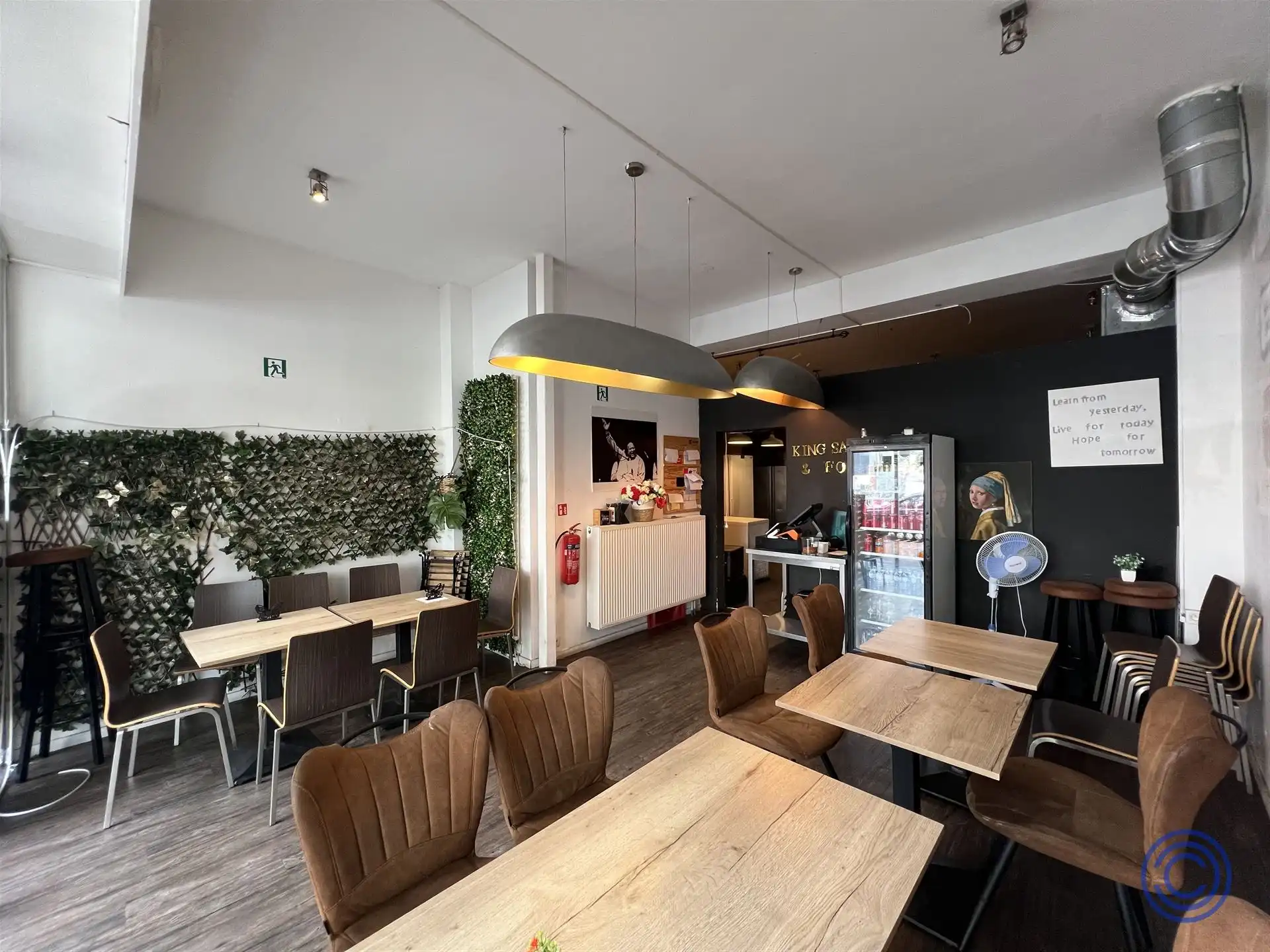 Goed verhuurd handelspand ca. 75m² op commerciële ligging! foto 2