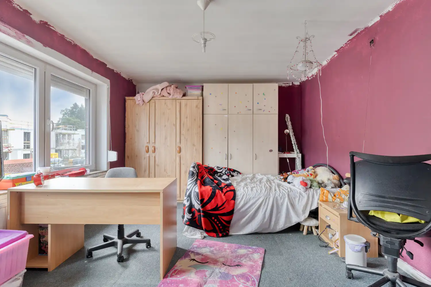 RUIME EN GERENOVEERDE WONING MET 4 SLAAPKAMERS EN WESTGERICHTE TUIN TE HALEN! foto 23