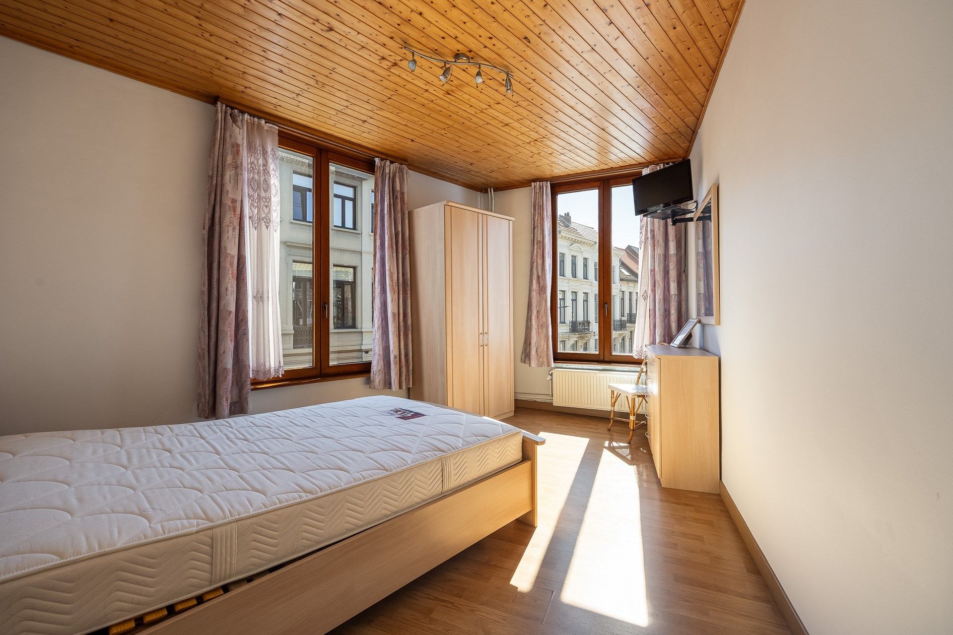 Zurenborg: Wonen in grandeur, leven in kleur.  foto 10
