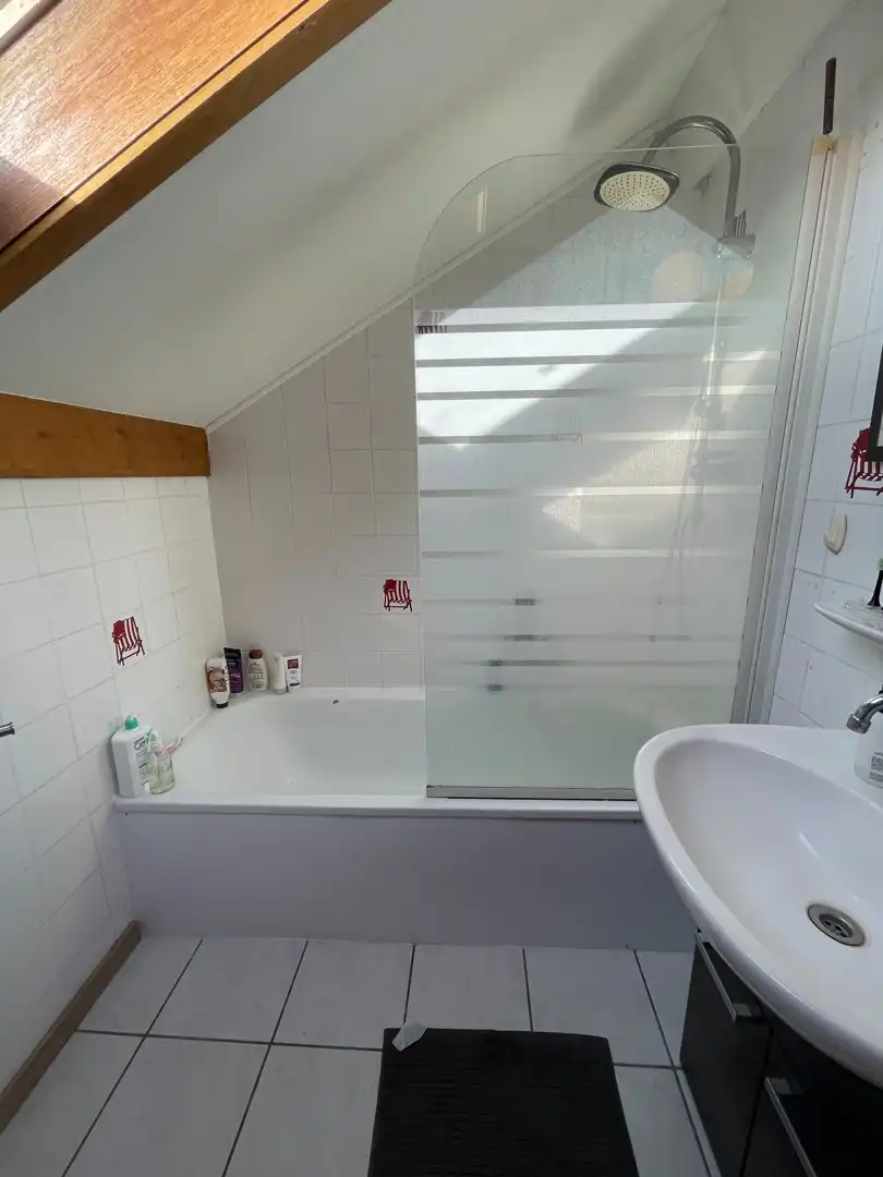 Rustig gelegen woning met 2 slaapkamers en tuin te Lommel. foto 17