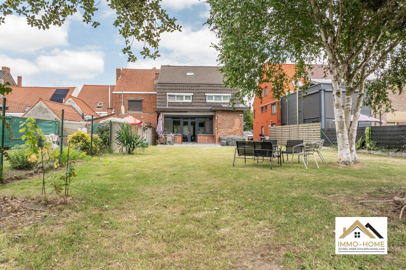 Vrijstaande volledig gerenoveerde woning met riante tuin te Oostakker foto 27