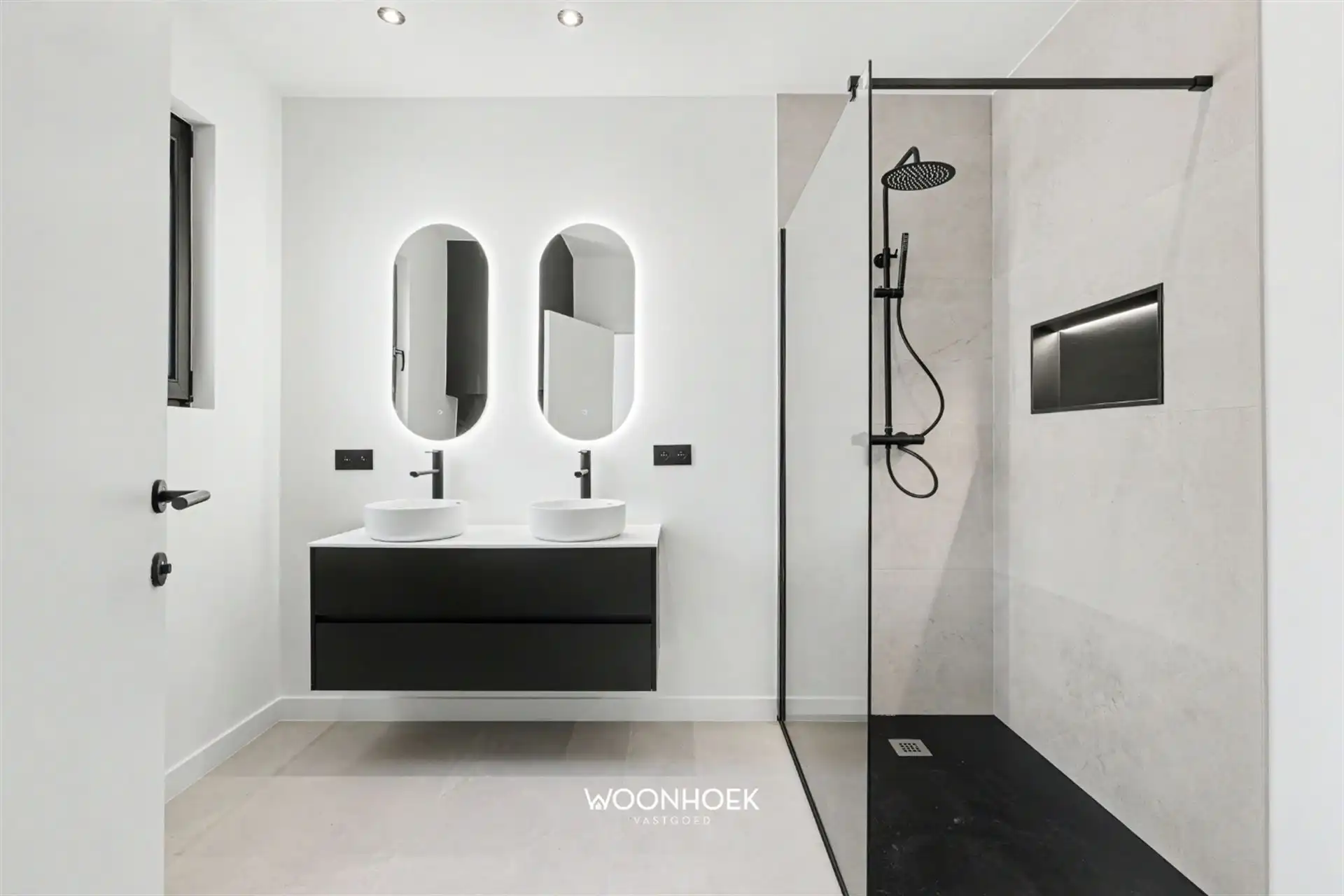 Moderne 3-slpk woning in centrum Waasmunster foto 8