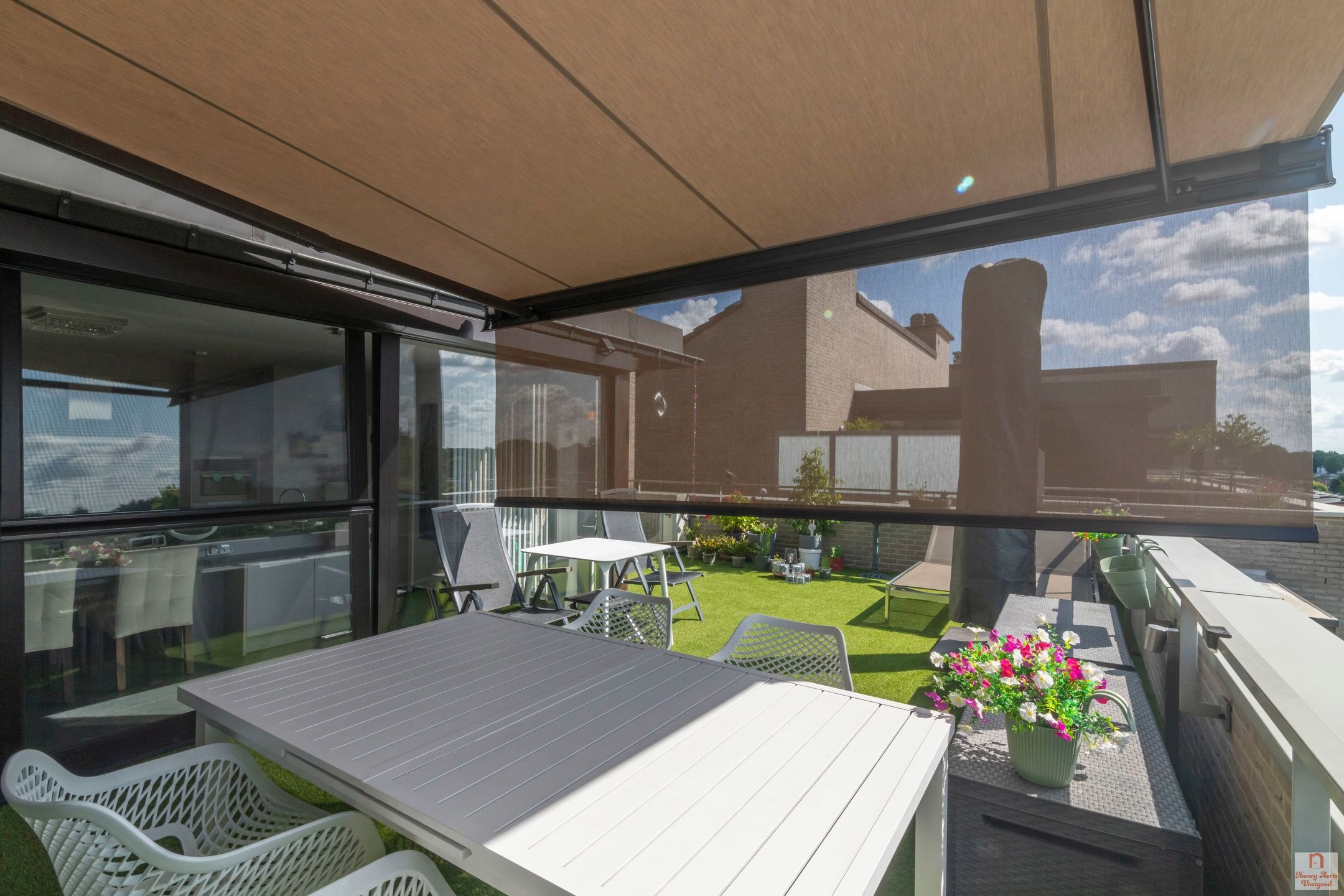 Elegant penthouse met zonneterras in hartje Beringen foto 12