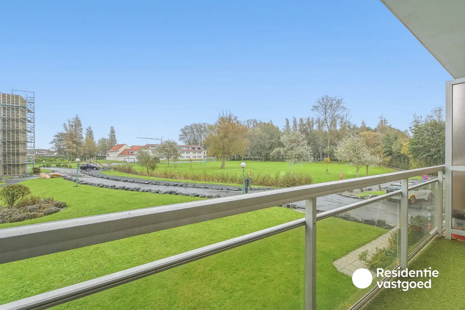 Gemeubeld éénslaapkamerappartement met terras in Park Atlantis te De Haan foto 6