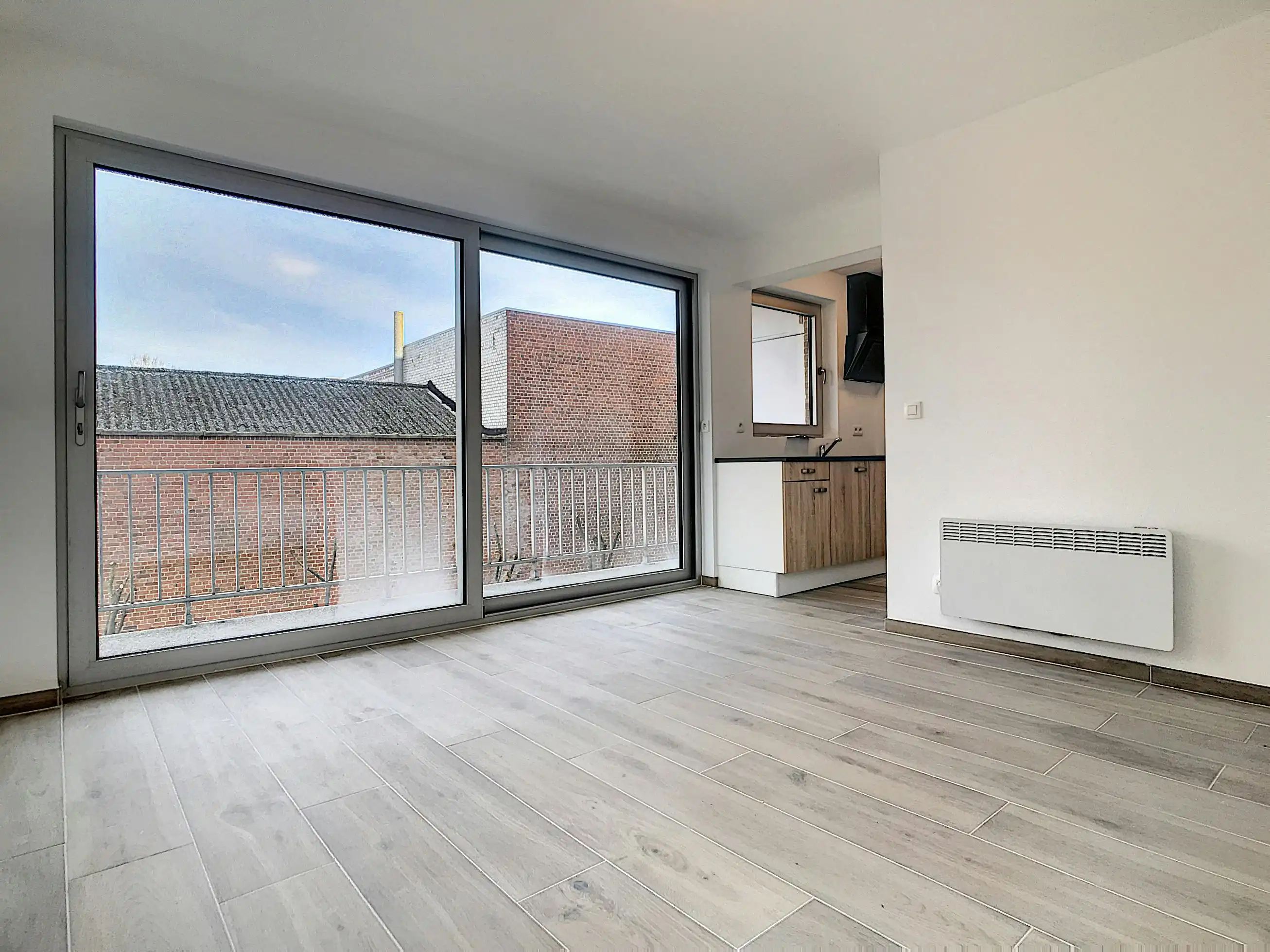 Top investering met 1 slaapkamer en terras te Roeselare!!! foto 3