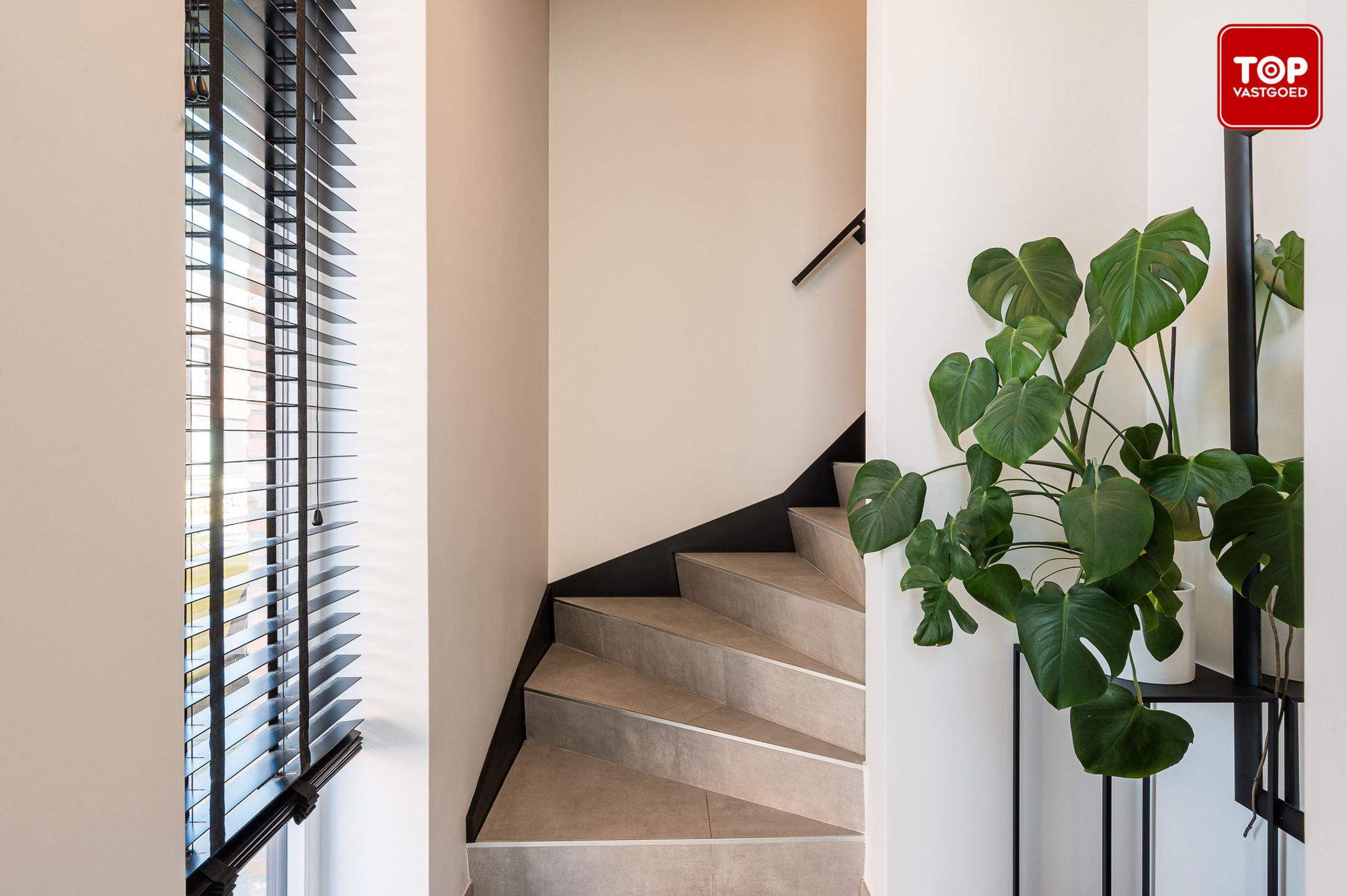 Nieuwbouwoning (2022) met 4 slaapkamers te Ertvelde. foto 2