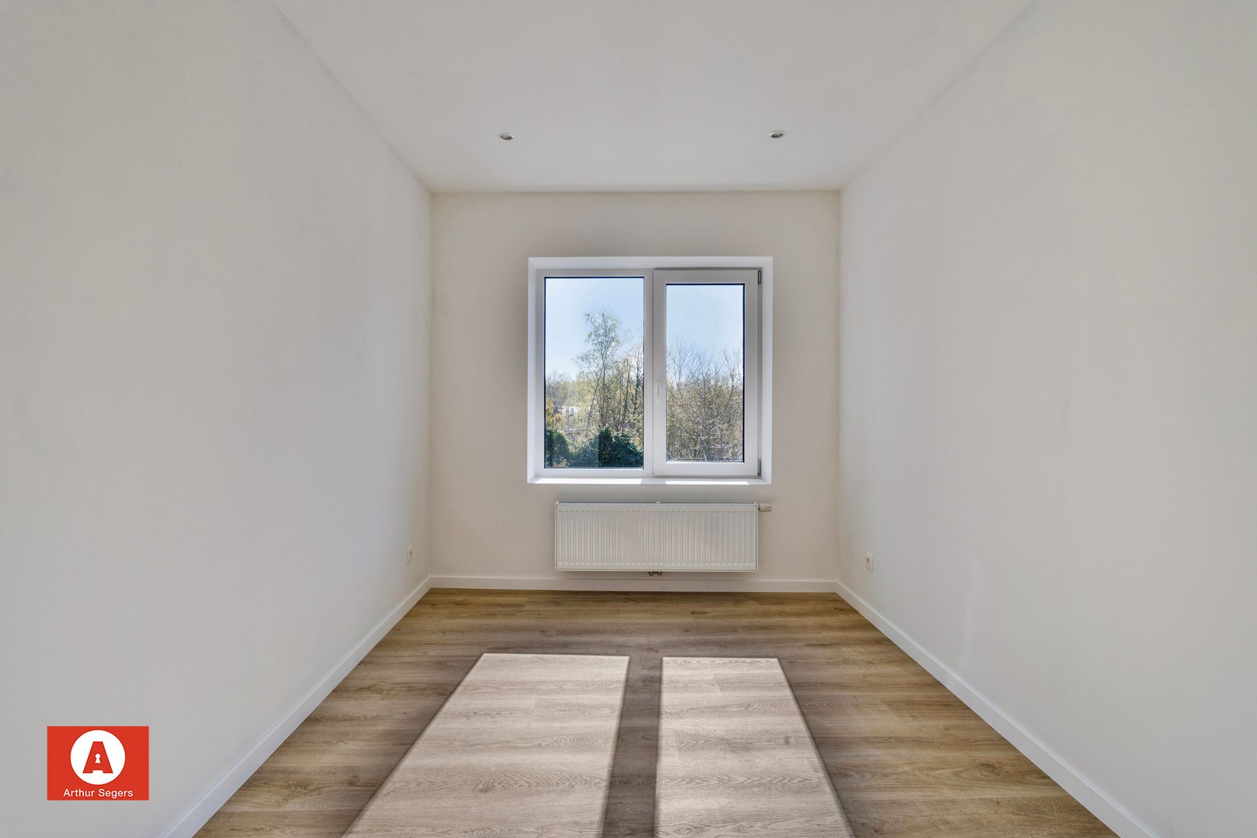 !!! IN OPTIE !!! Totaal gerenoveerde woning met A-label foto 20