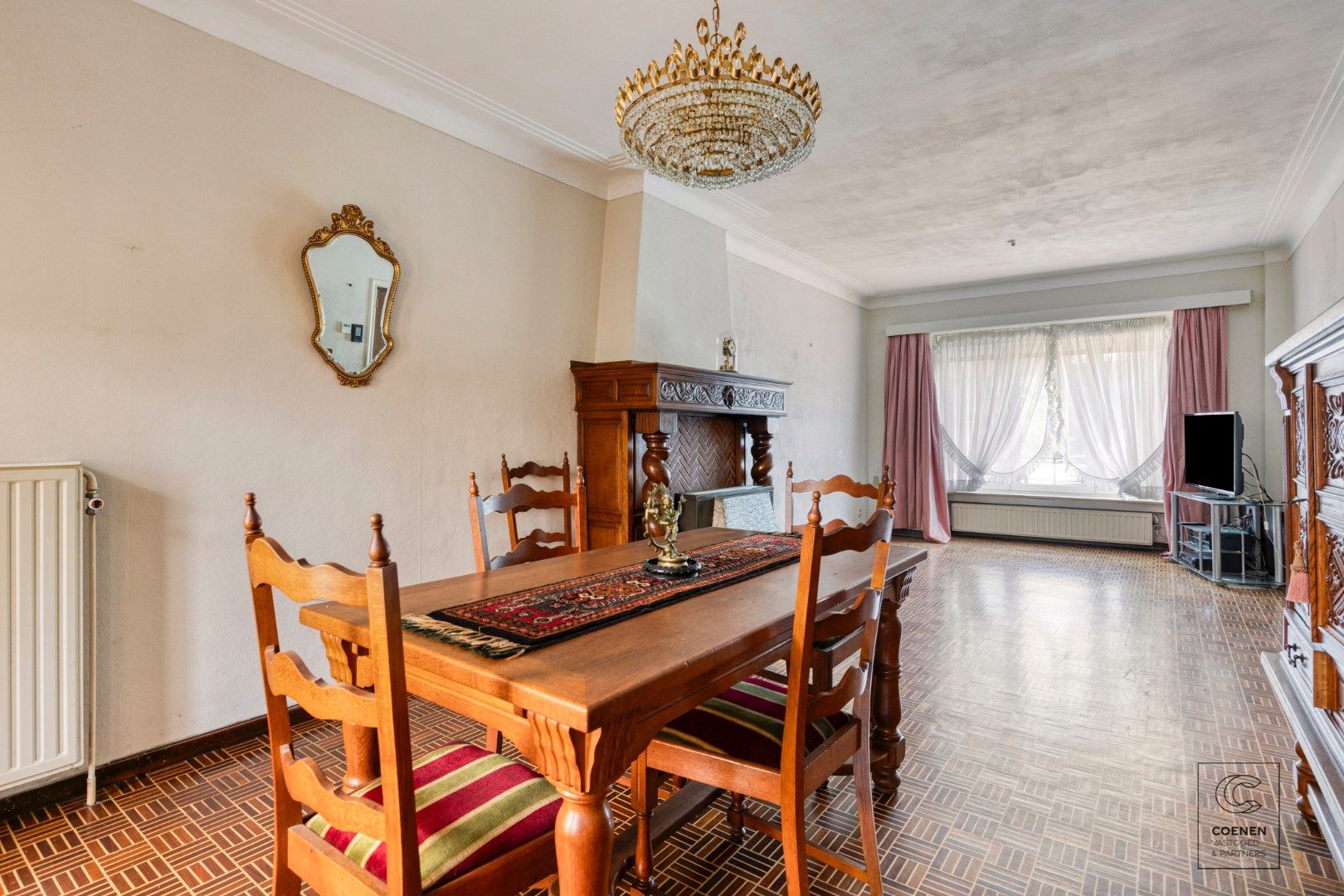 Charmante te renoveren woning van 119m² met 2 slaapkamers te Deurne! foto 4