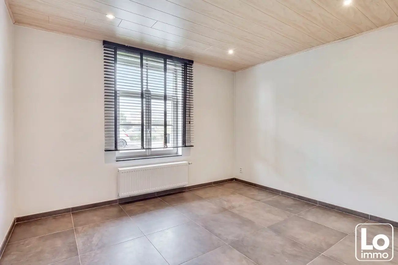 Instap klare ruime open woning met inpandige garage en een zuid georiënteerde tuin op een toplocatie nabij het centrum van Lochristi! foto 10