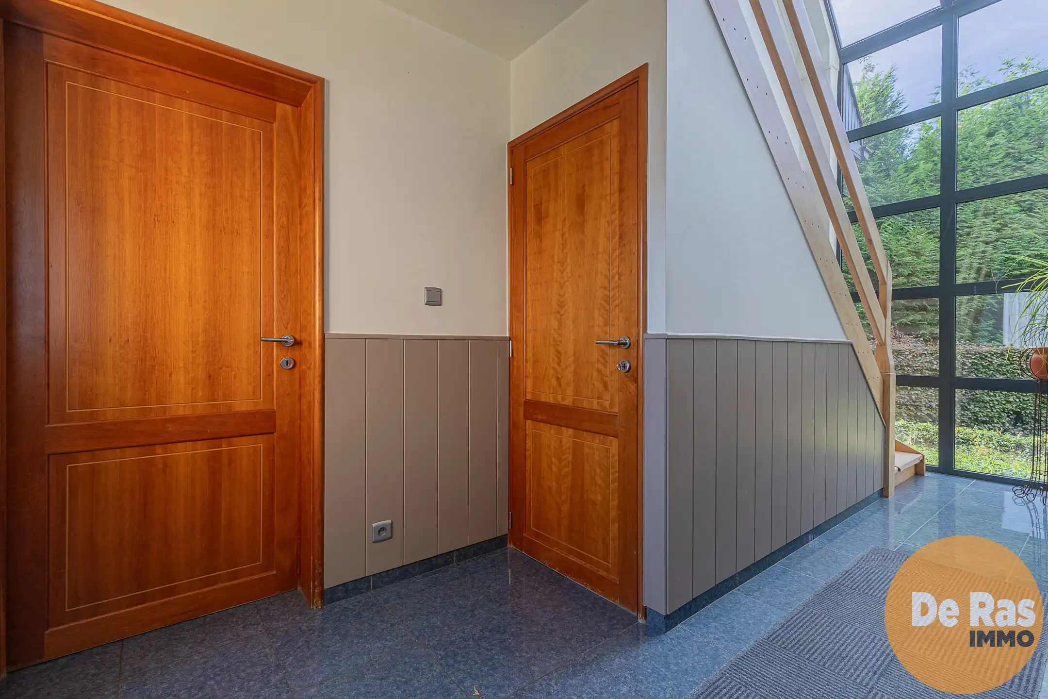 HERZELE – Villa met multifunctionele loods  foto 12