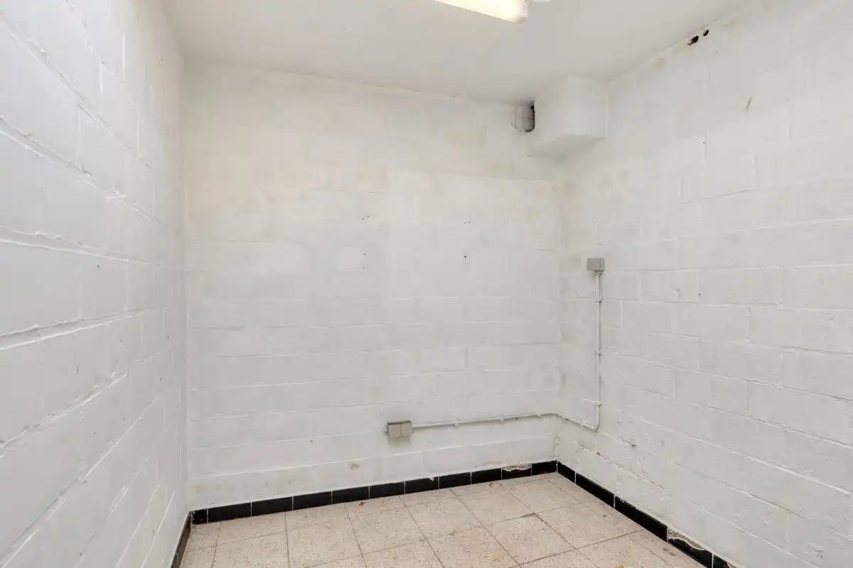 Super gelegen handelspand met garage in Heverlee! - totale oppervlakte +/- 260 m² + kelder van 38m² foto 16