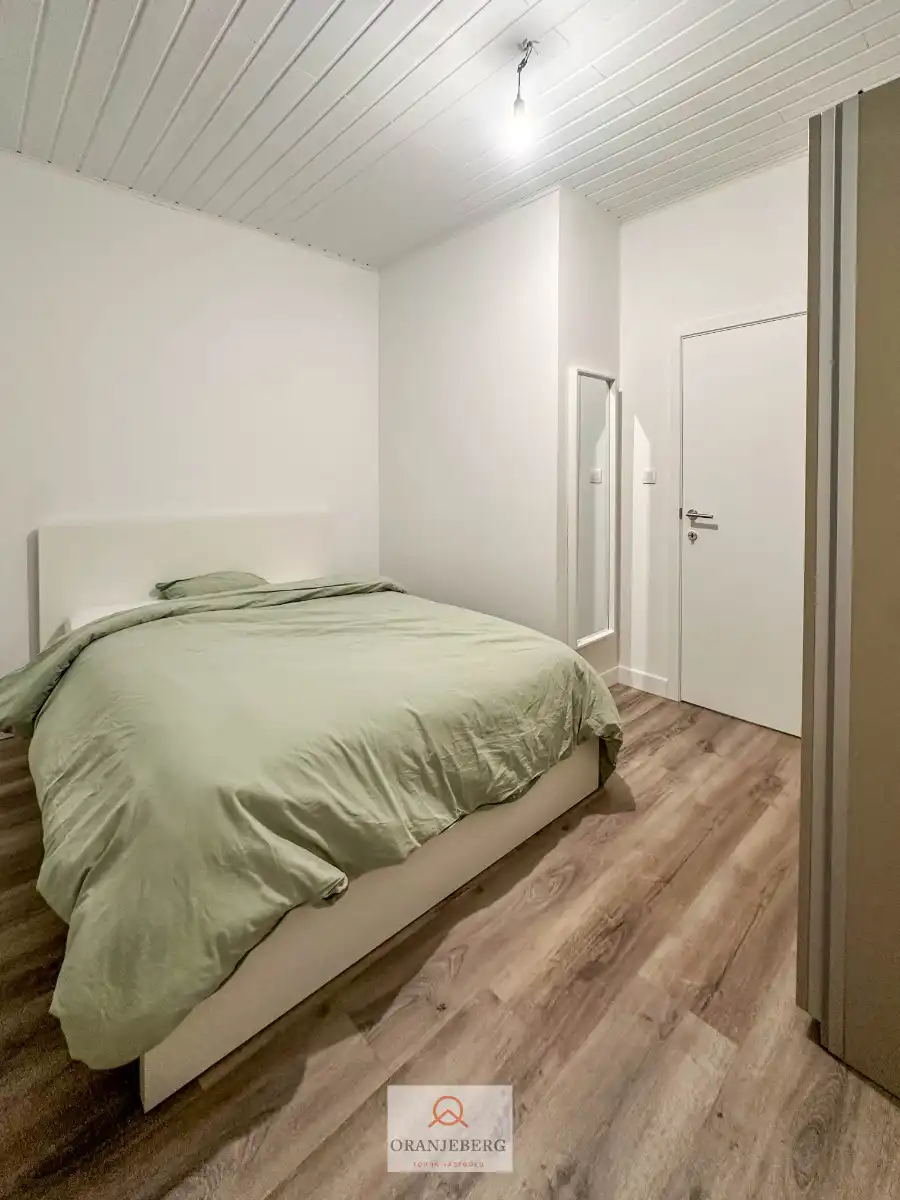 Gemeubeld en gerenoveerde rijtjeswoning op boogscheut van Gent TE HUUR voor 11 maanden foto 21
