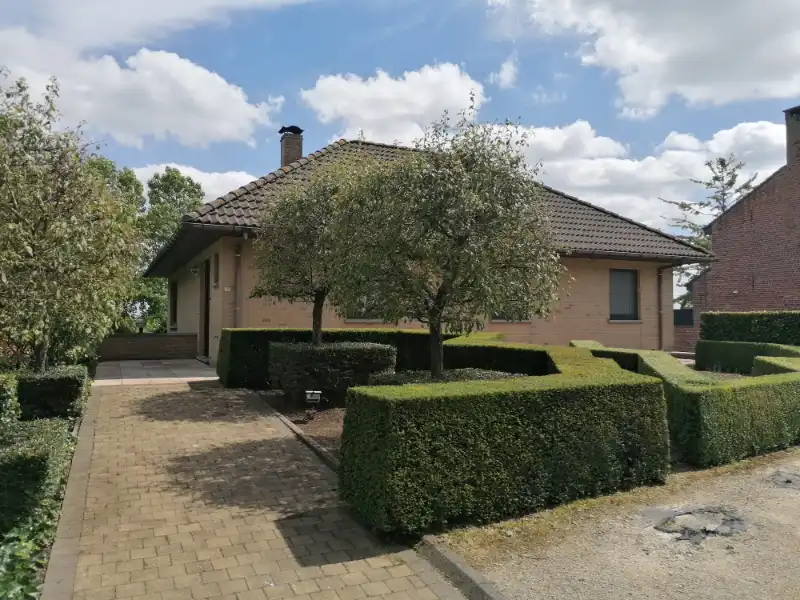 Rustig gelegen woonst met prachtig uitzicht over de Scheldevallei foto 2
