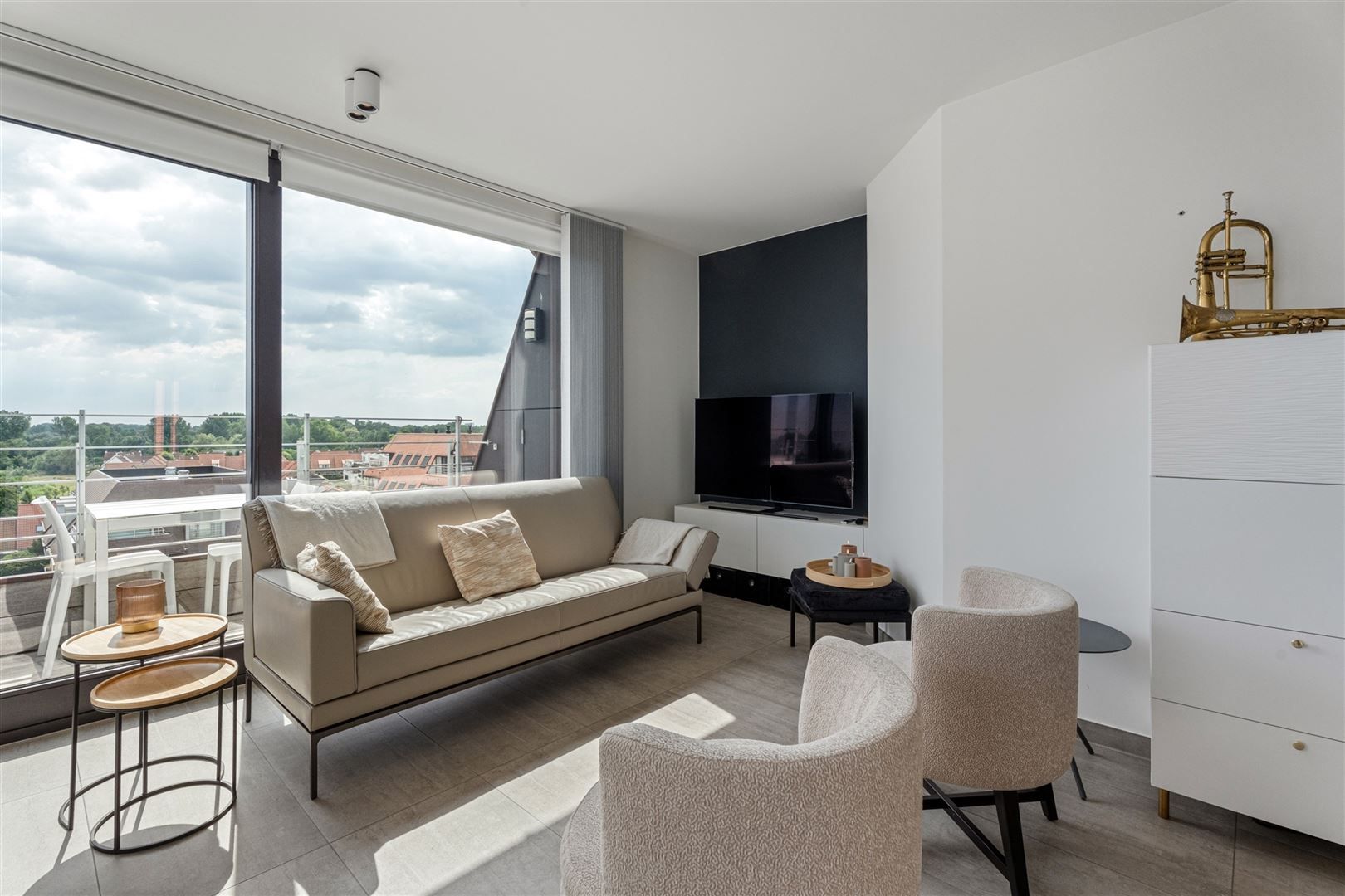 Prachtig dak / hoekappartement met unieke zichten foto 5