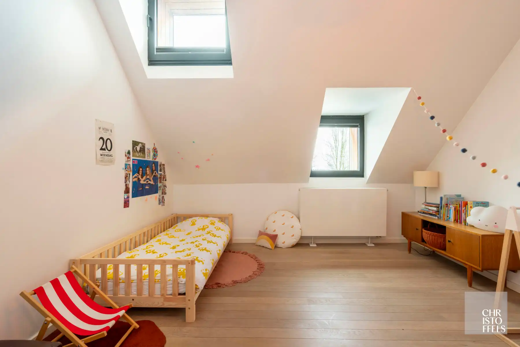 Exclusieve vierkantshoeve met buitenzwembad en vrij uitzicht op perceel van 3.213m² foto 21