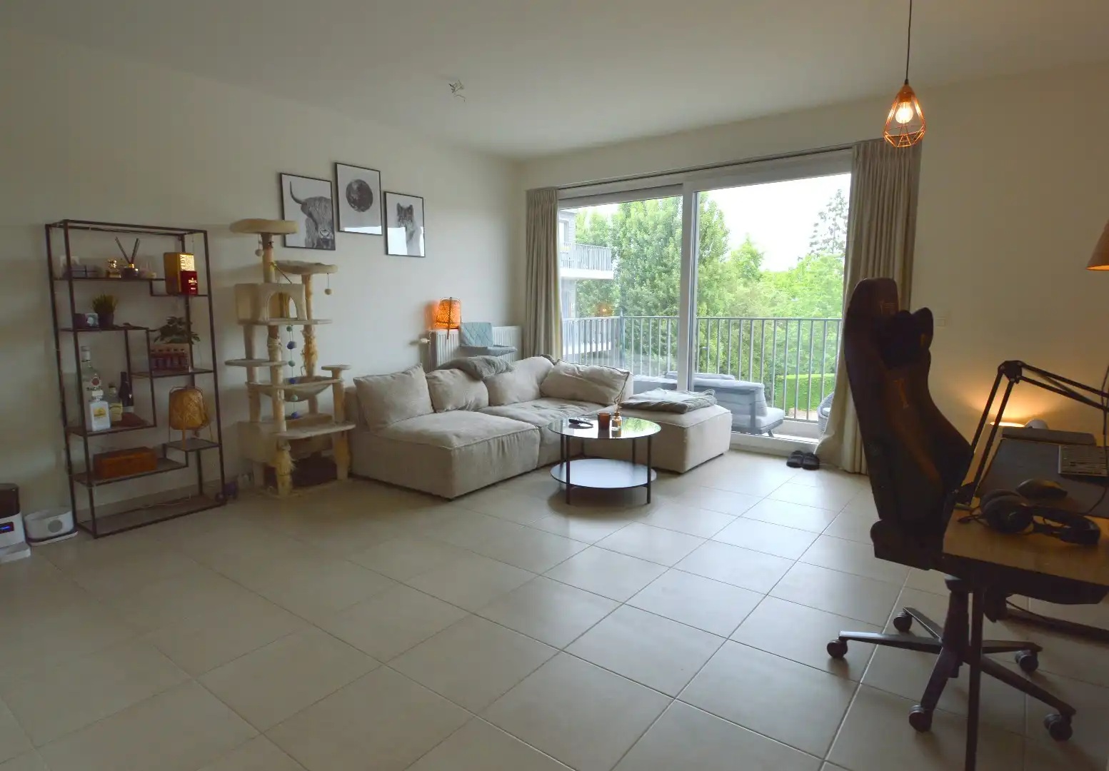 Instapklaar 2 slaapkamer appartement in het centrum foto 4