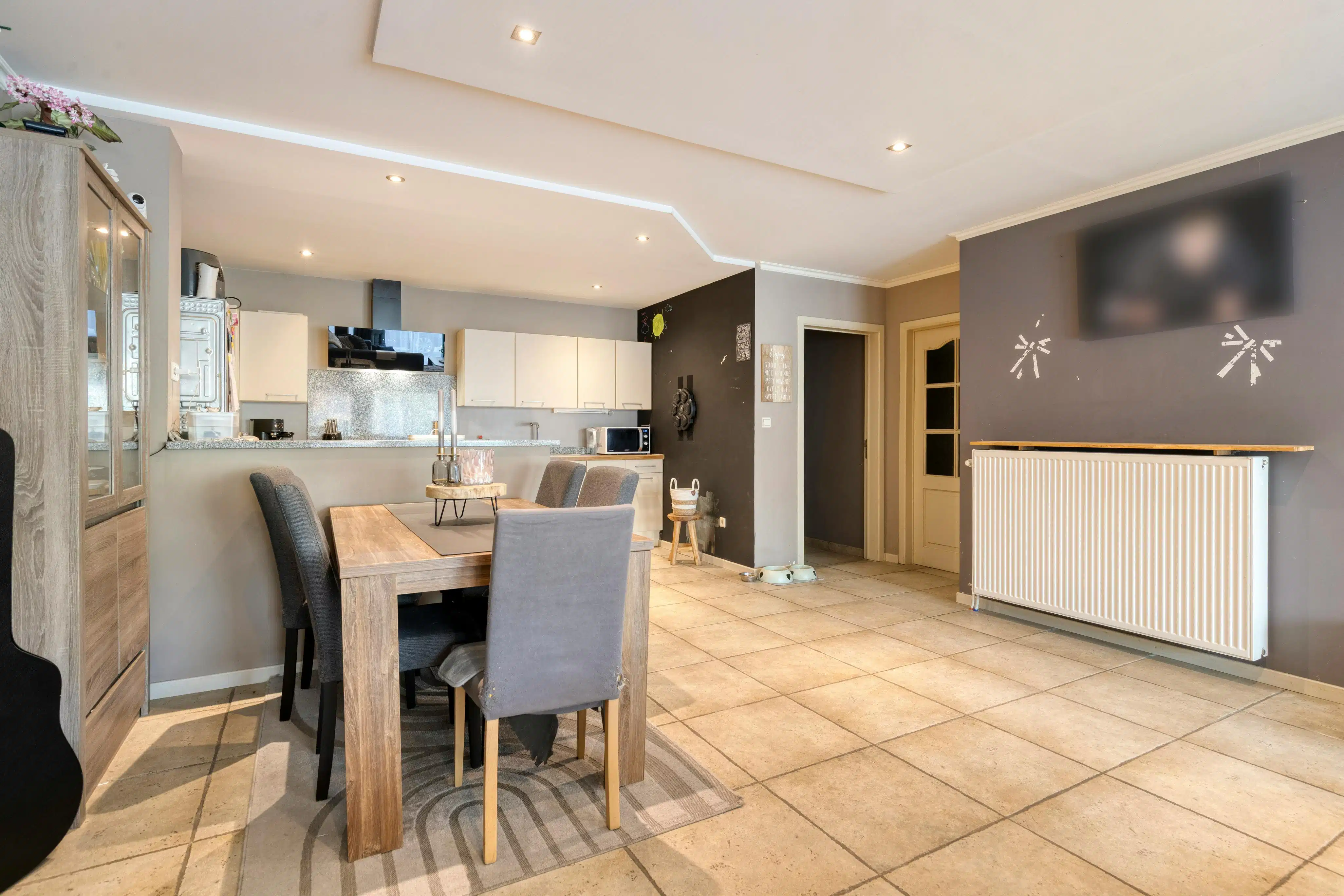 Ruim, gelijkvloers appartement met 2 slaapkamers, Sint-Kruis foto 4