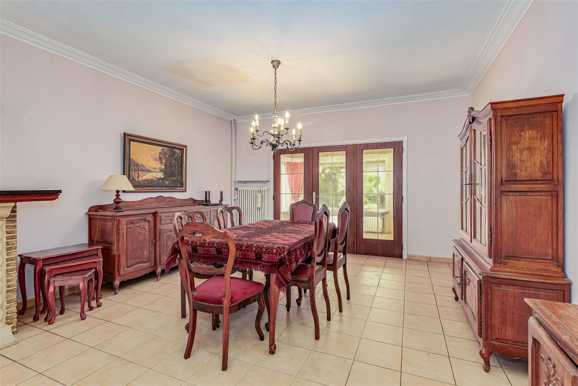 Te renoveren woning met 3 slpk, terras en ruime tuin in Wommelgem! foto 3