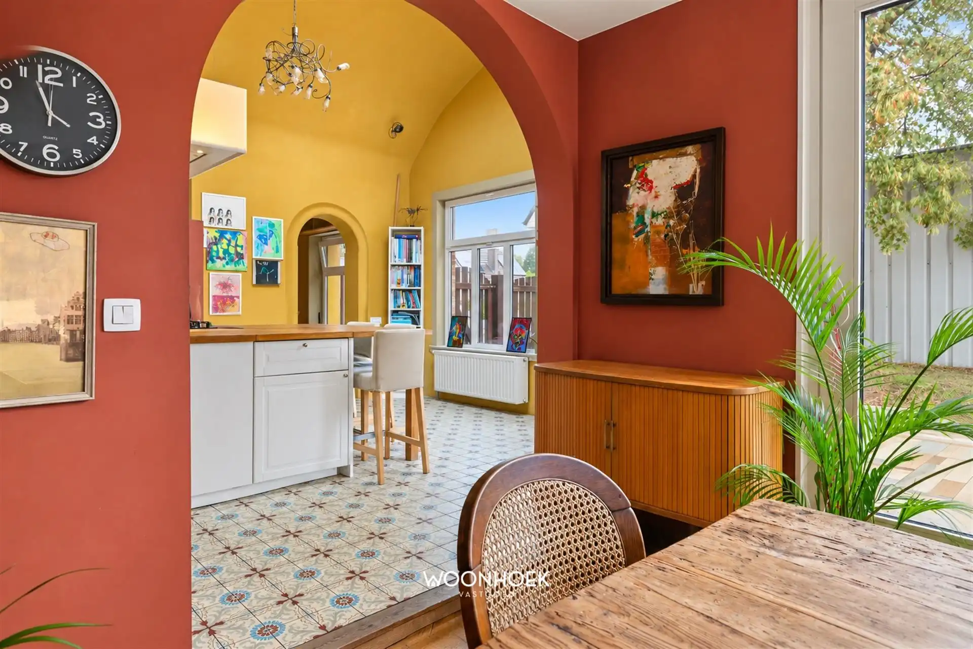 Halfopen bebouwing op een royaal perceel van 1.595 M² foto 13