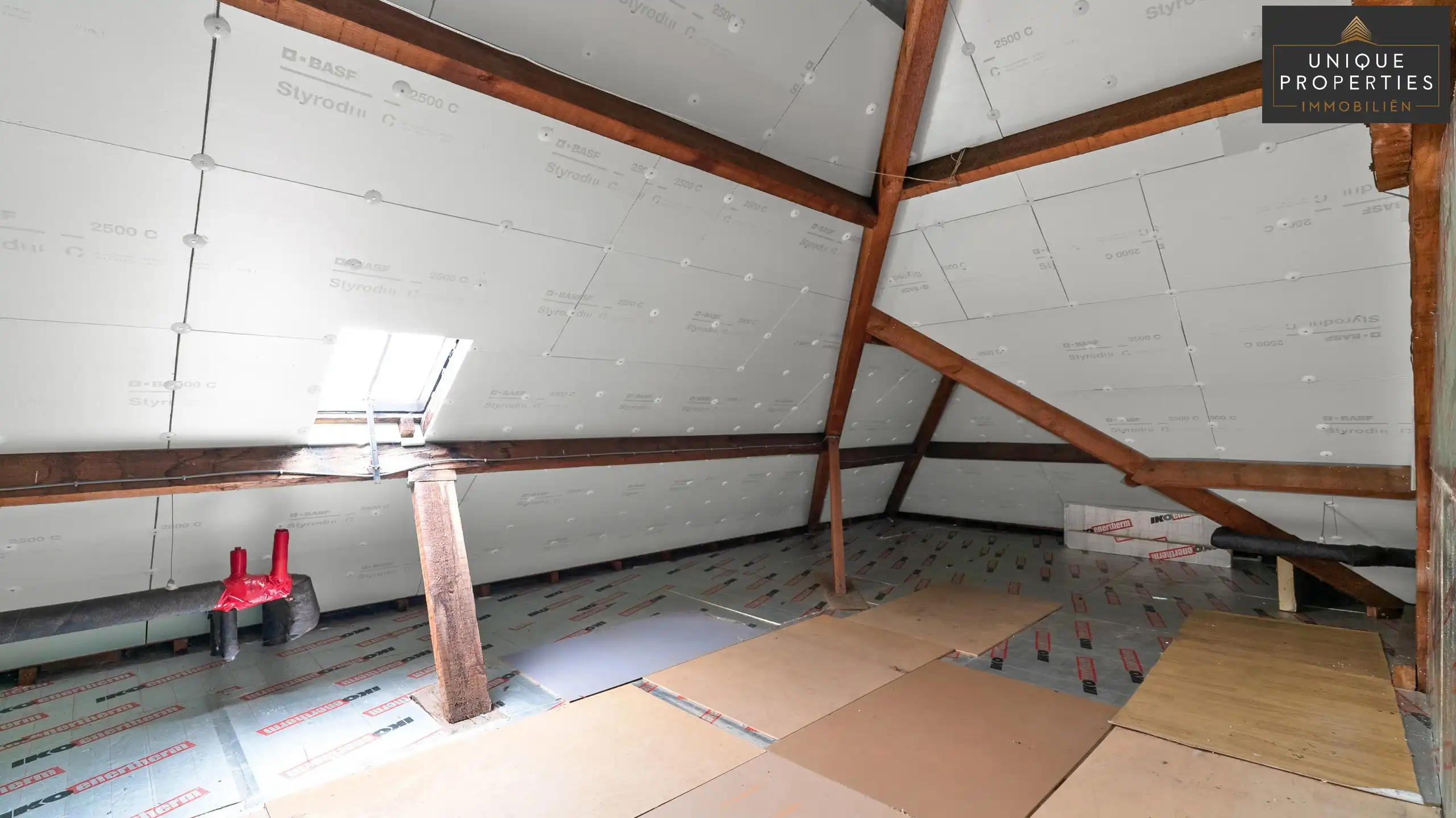 Huis te koop foto 14