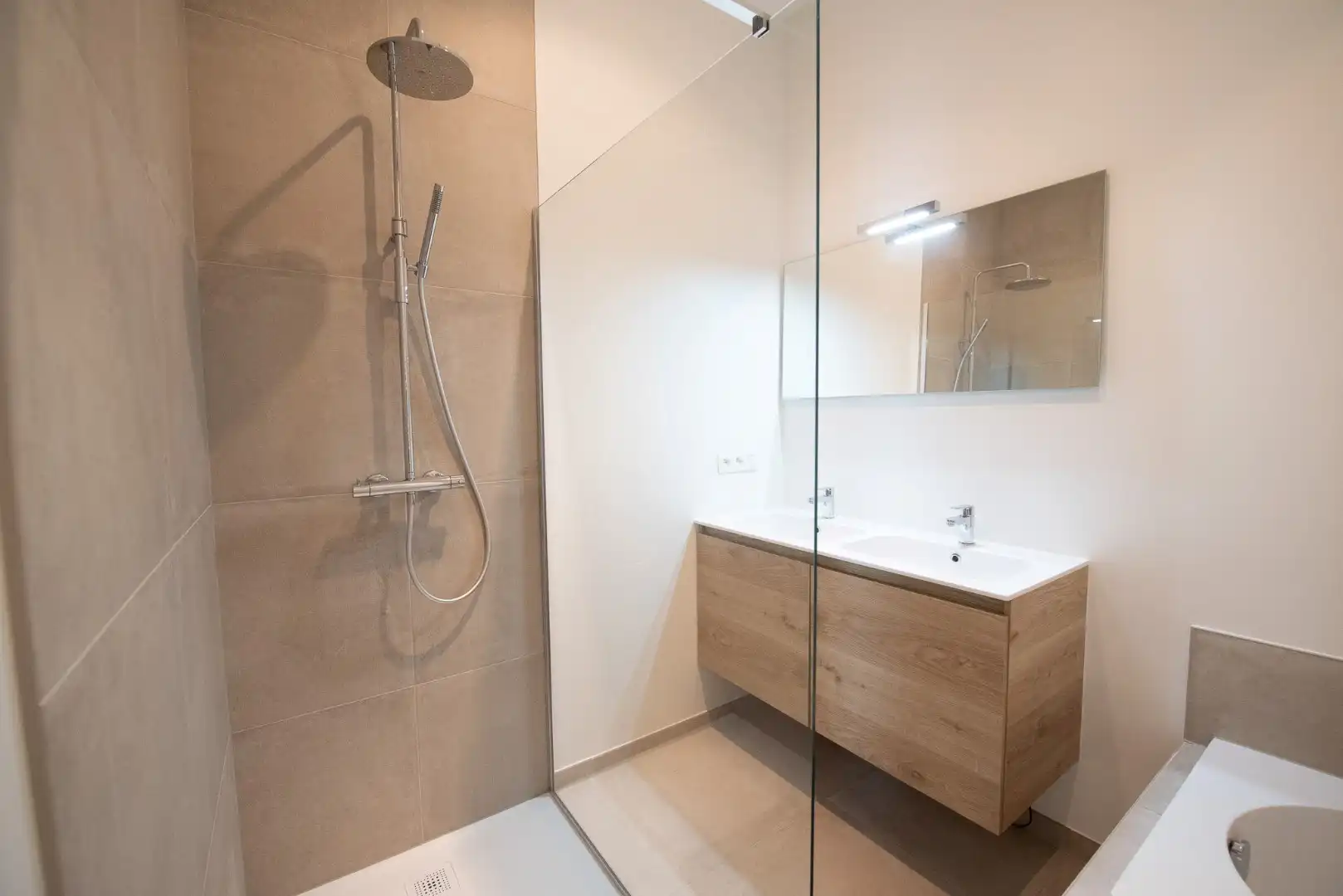 Te Koop – Exclusief nieuwbouw penthouse in Residentie Hèlen Park foto 10