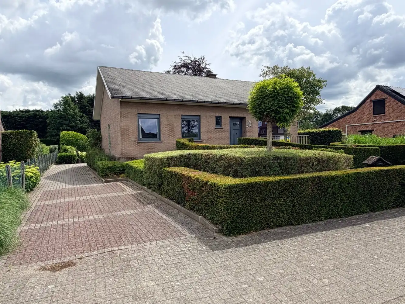 Ruime gezinswoning met prachtige tuin in rustige straat te Blanden foto 24