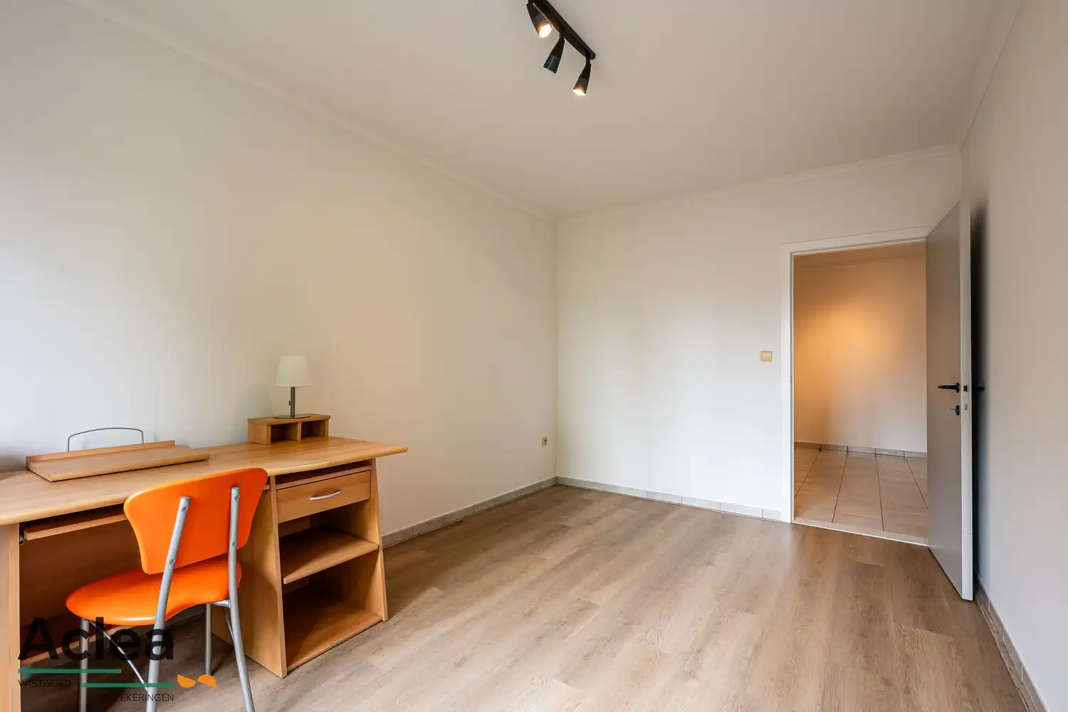 Ruim instapklaar appartement met 2 terrassen foto 15