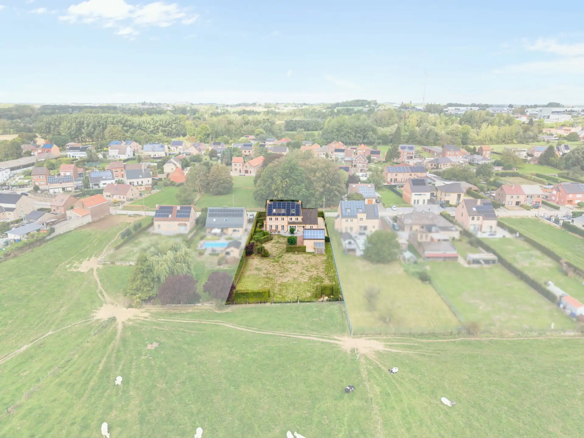Exclusieve villa met zonnige tuin in Mal foto 48