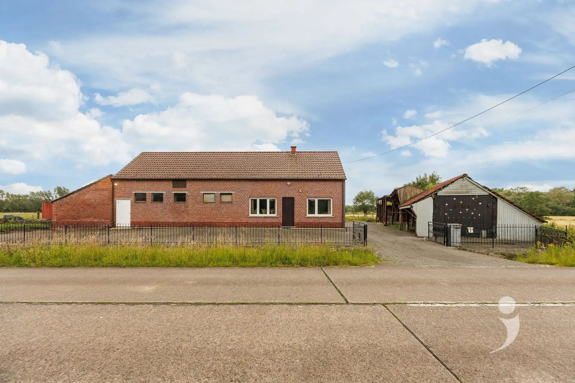 Unieke te renoveren hoeve op perceel van 68a  foto 39