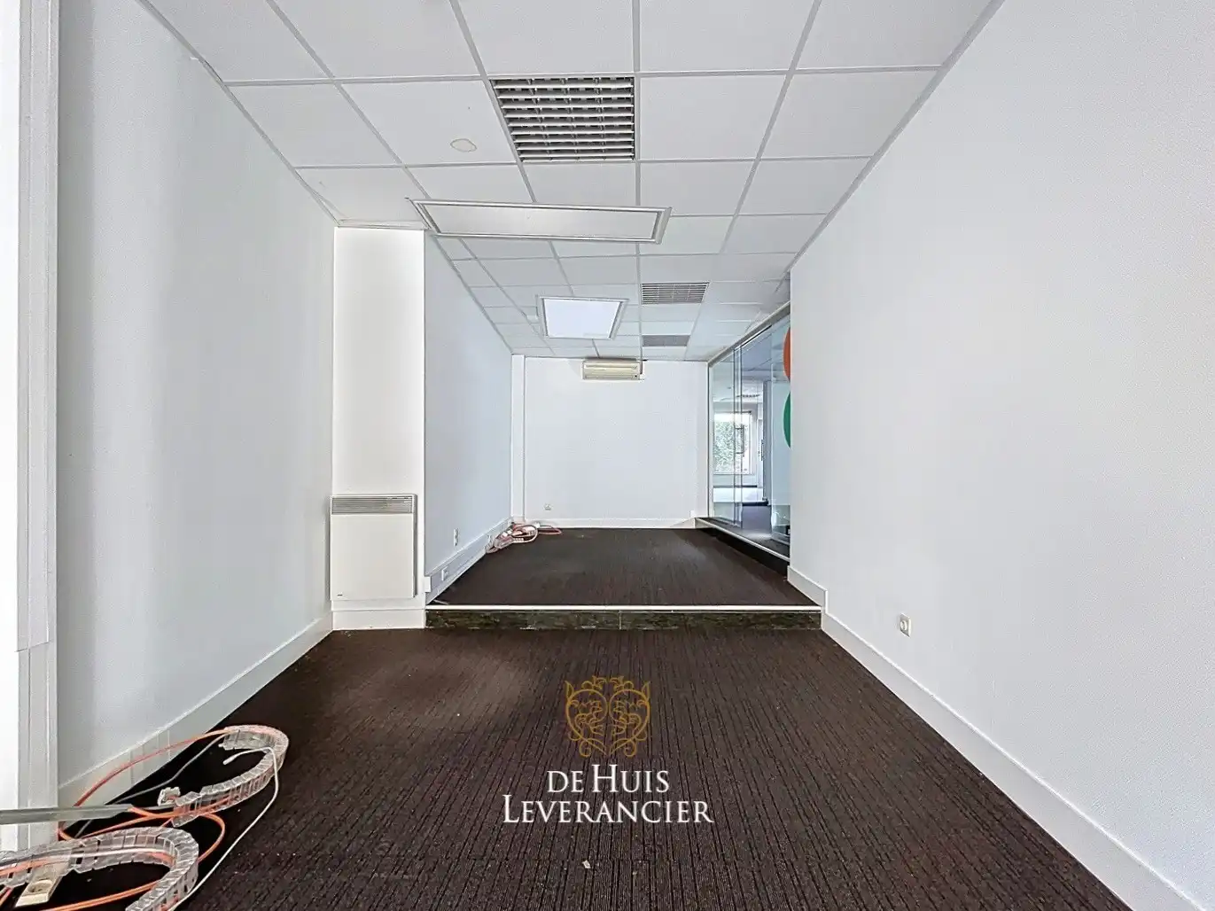 Kantoor op topligging met bovenliggend duplex-appartement (aparte ingang) foto 11